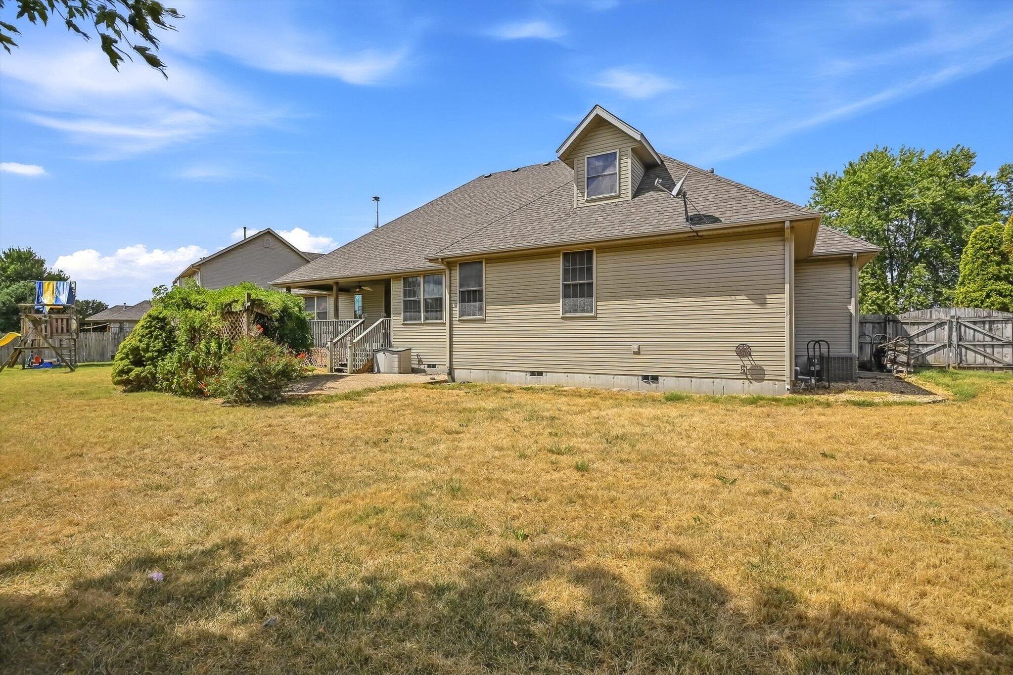 1002 East Rachael Drive Property Photo 34