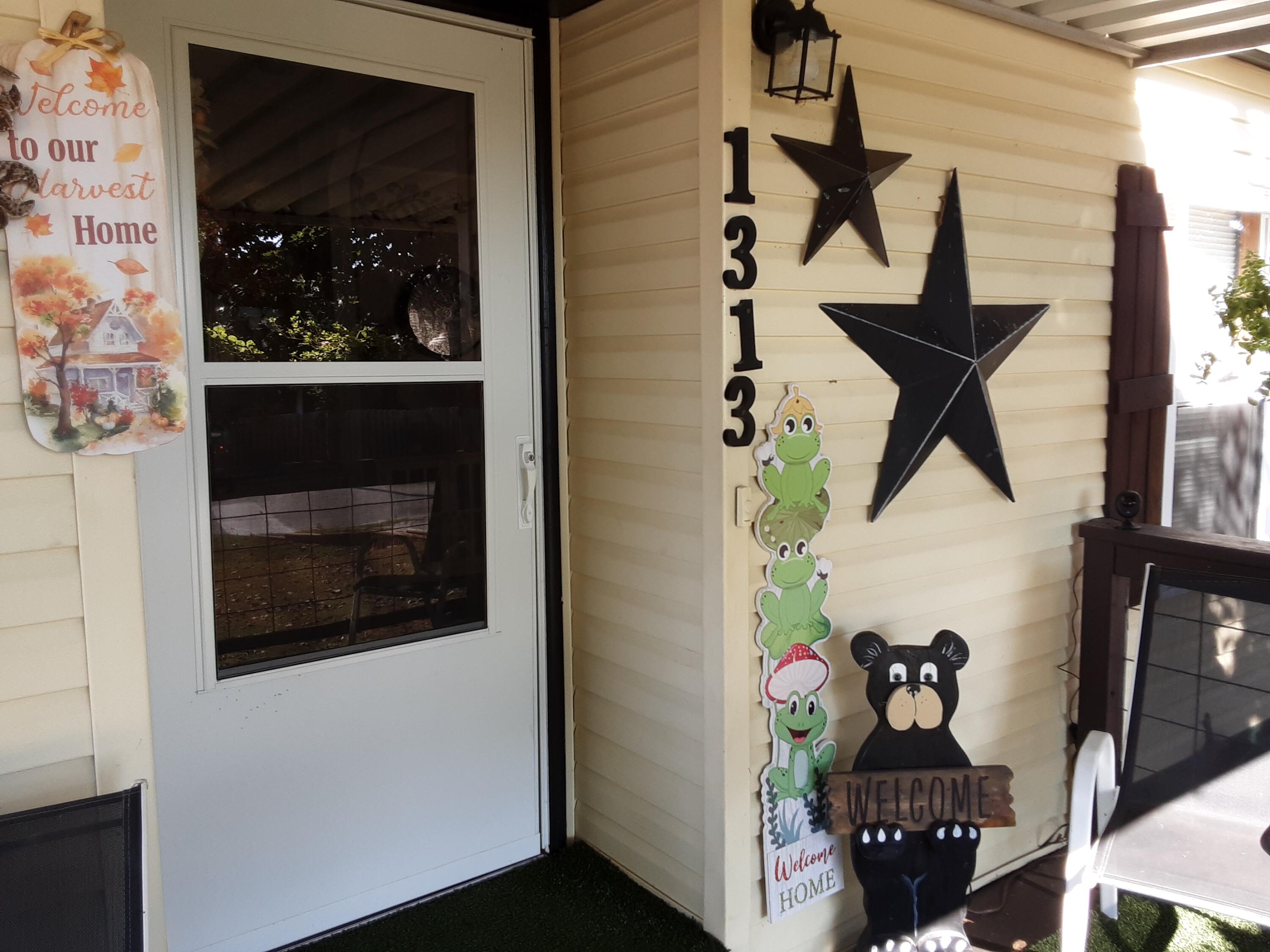 1313 Lucinda Lane Property Photo 5