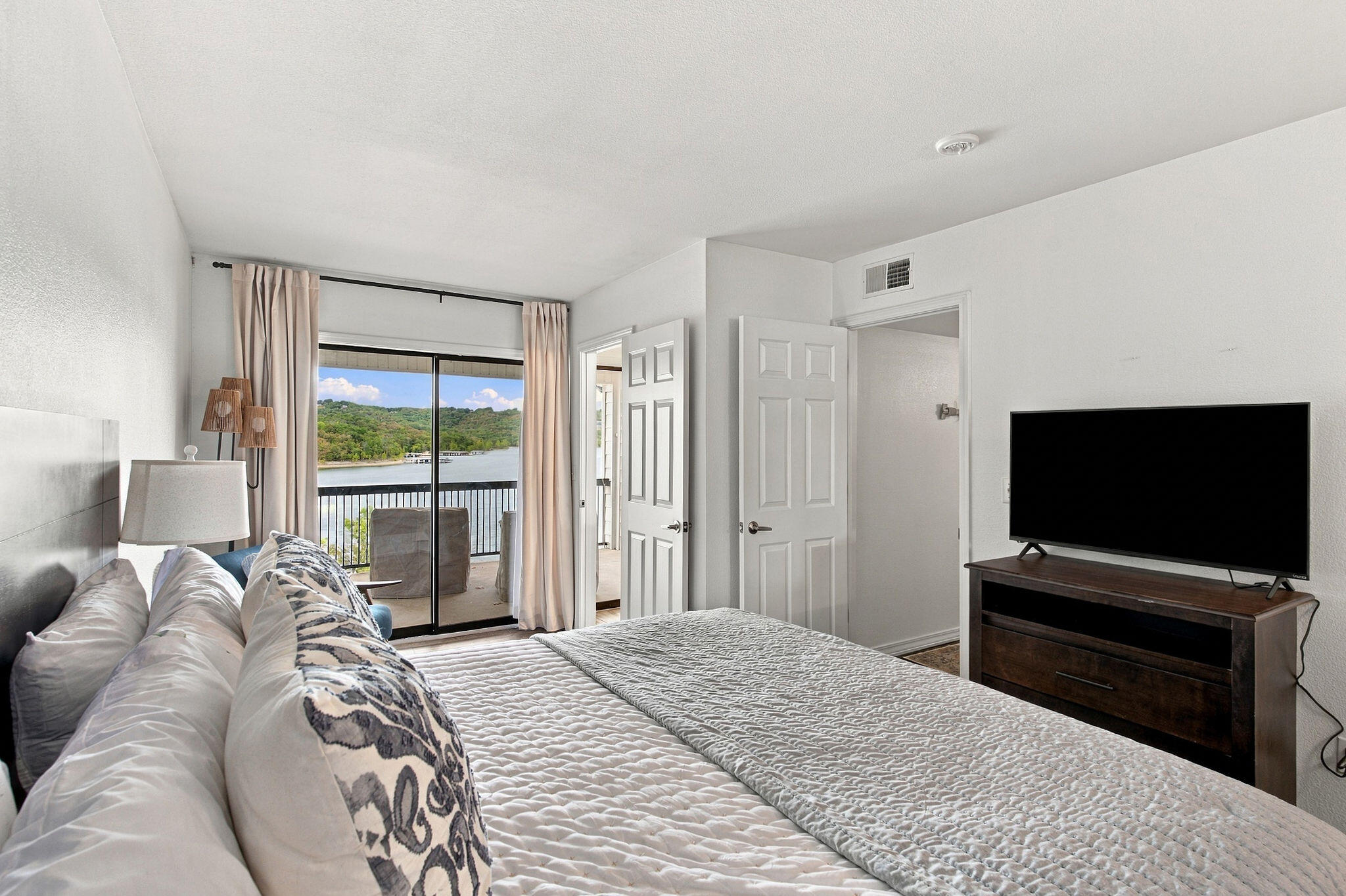 361 Anchors Point Lane Unit 307 Property Photo 21