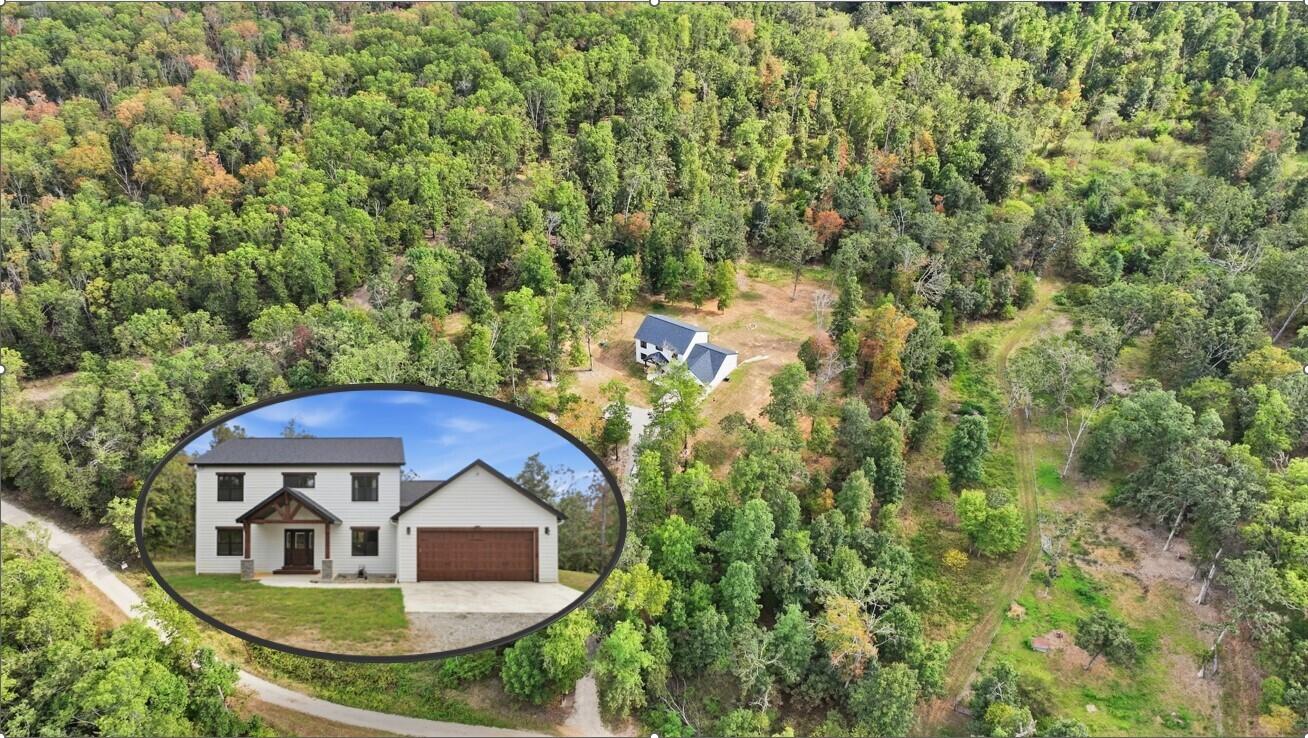 6094 Private Road 1606 Property Photo 1