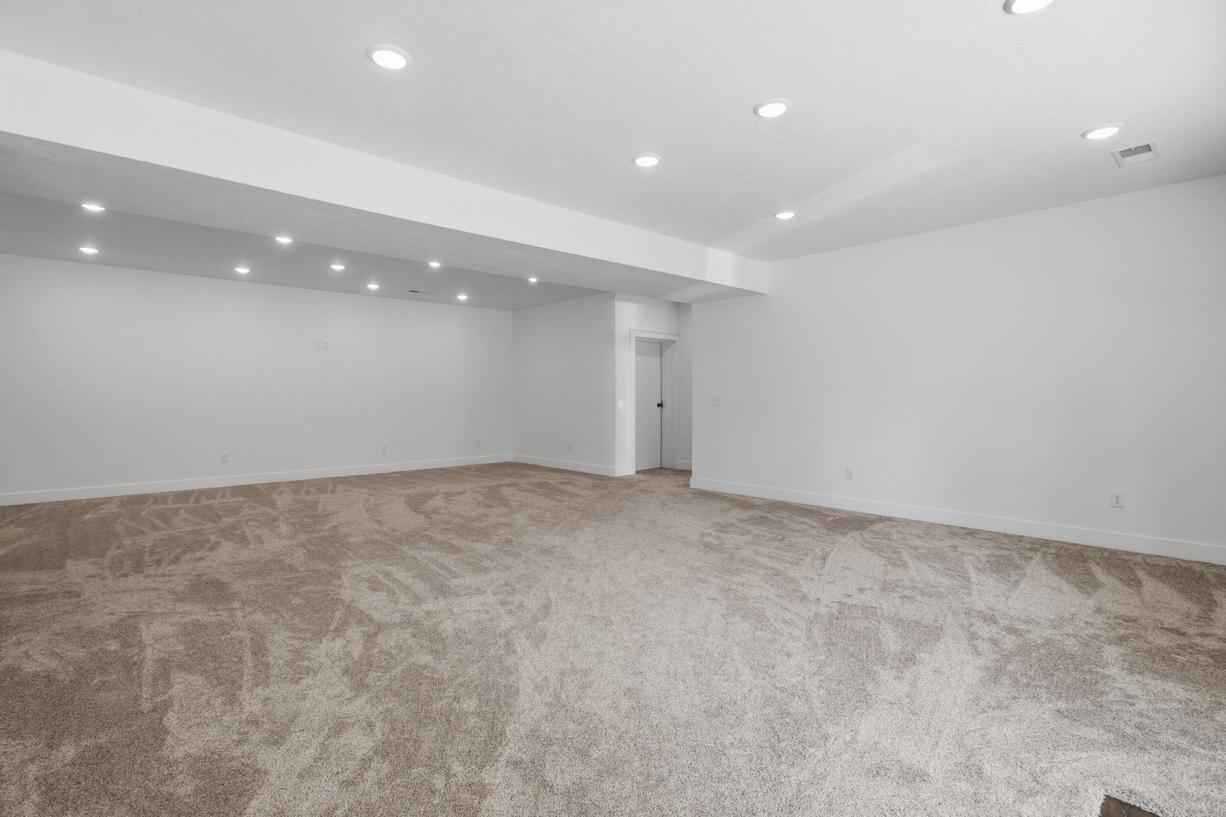 6094 Private Road 1606 Property Photo 35