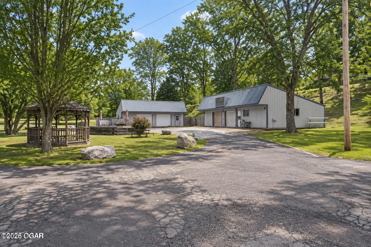 17 Stoneville Lane Property Photo 1