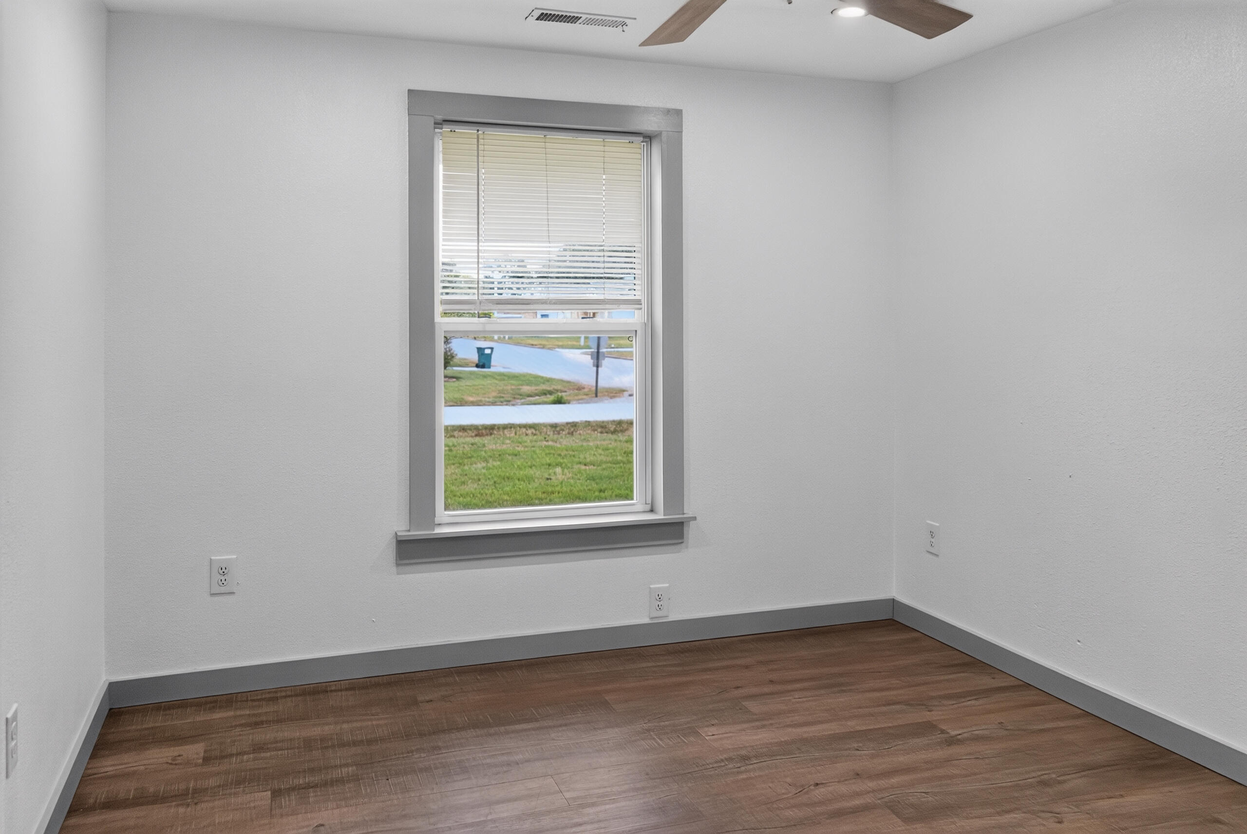 812 East Lindon Street Property Photo 19