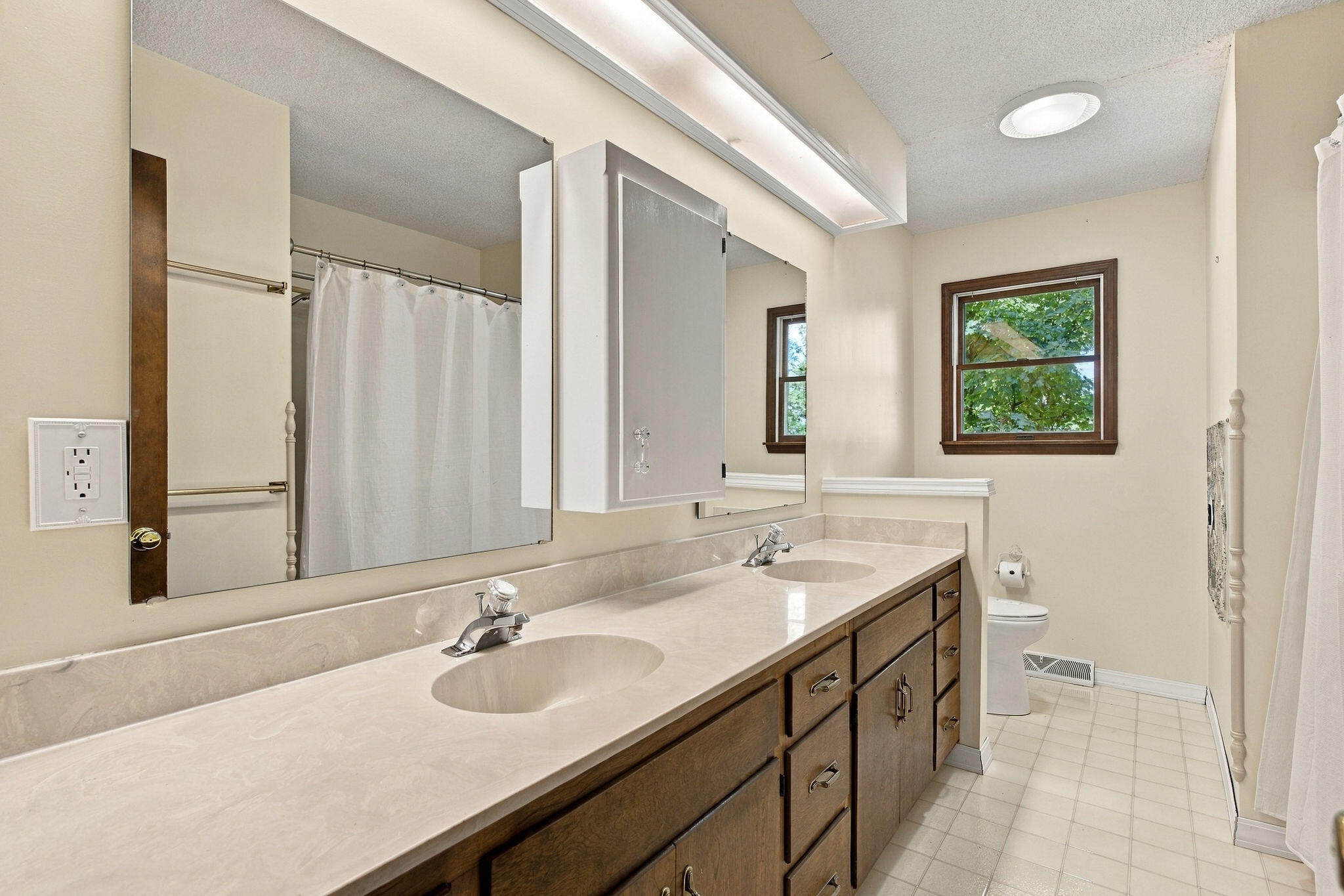 157 Dakota Drive Property Photo 15