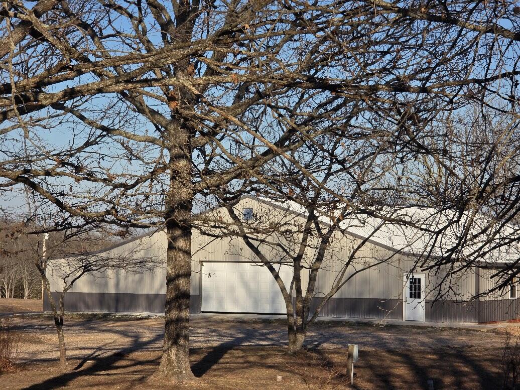 2052 State Road Jj Property Photo 1
