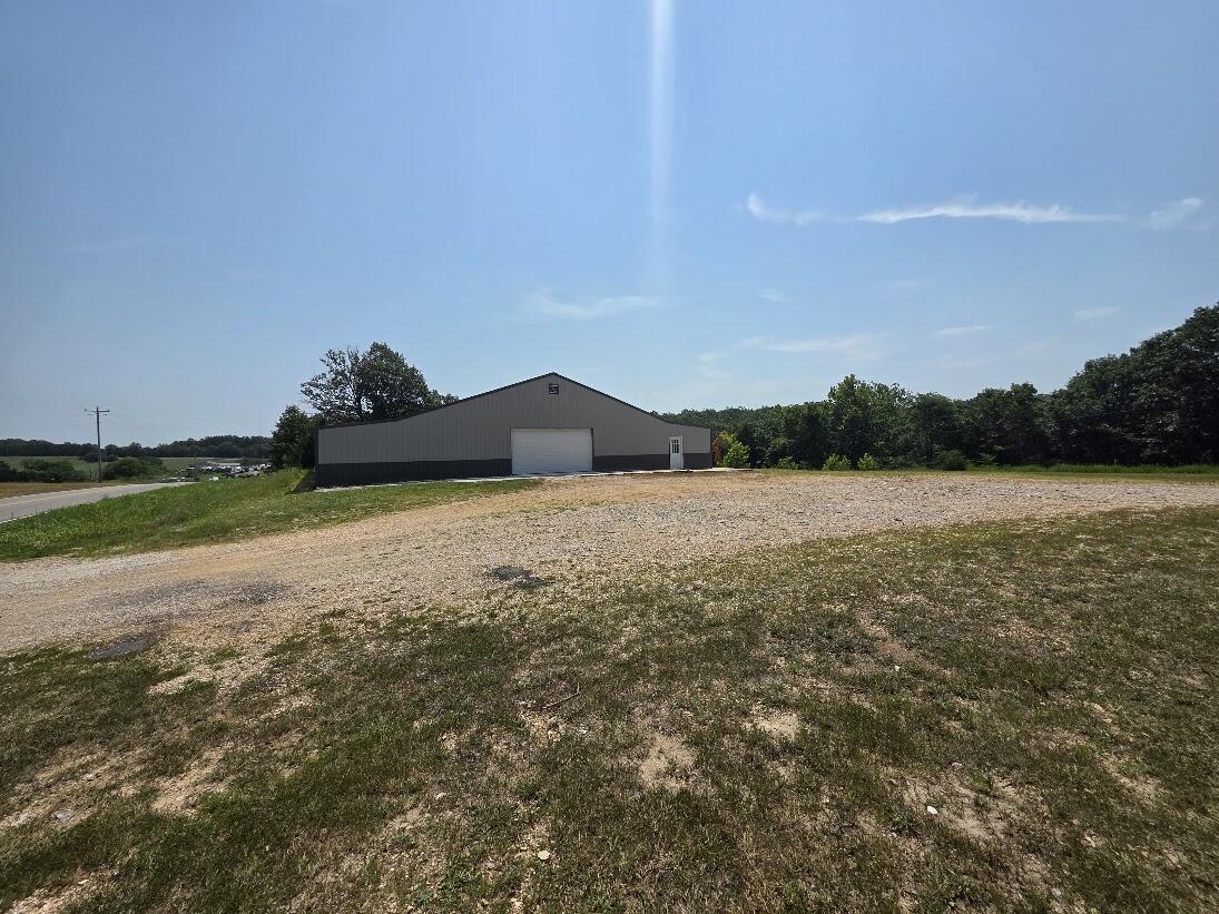 2052 State Road Jj Property Photo 5