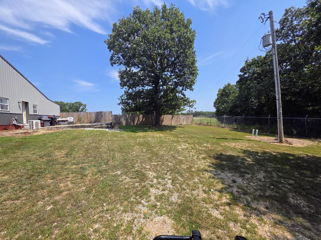 2052 State Road Jj Property Photo 8