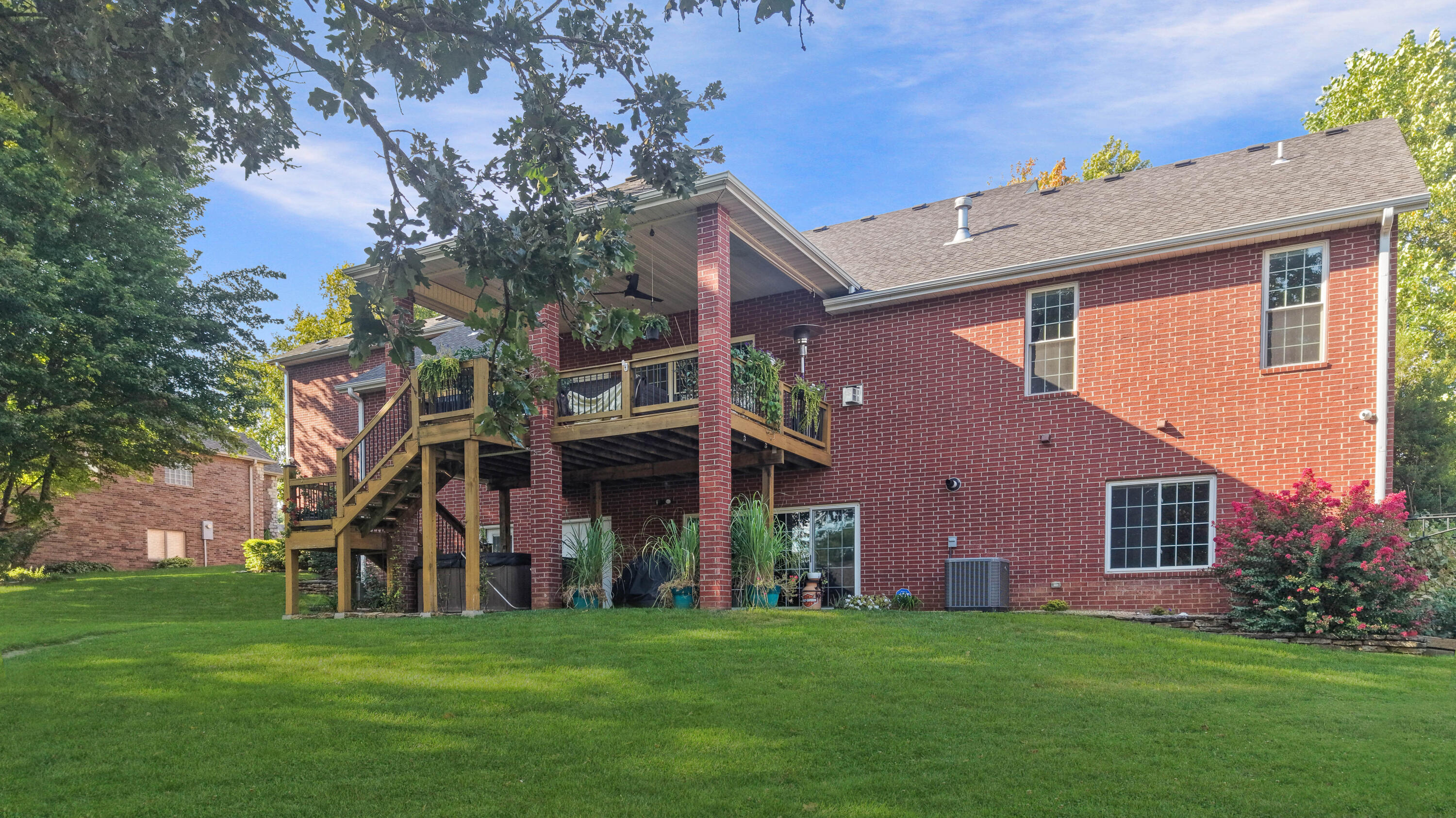 4200 Oak Haven Drive Property Photo 4