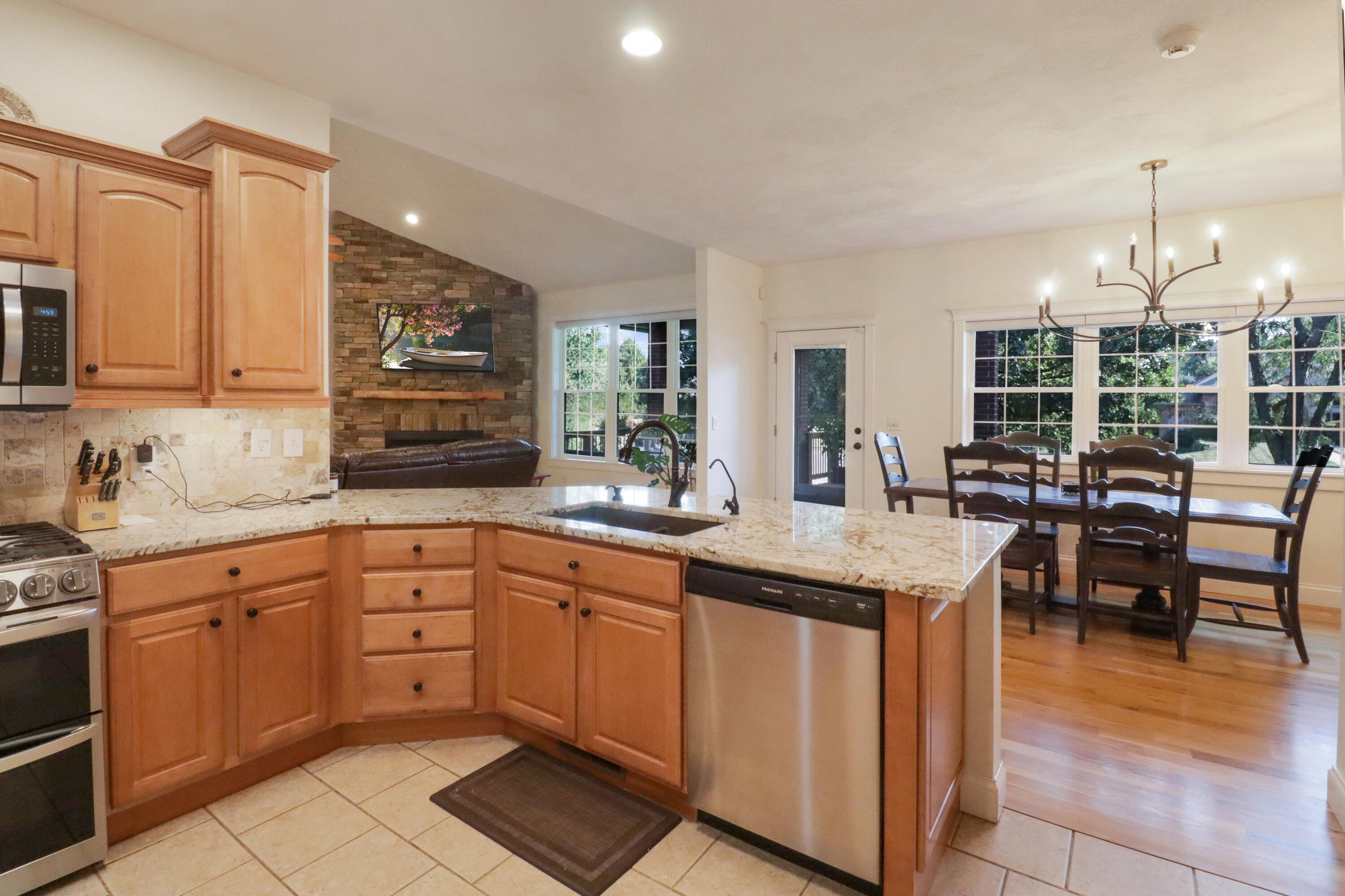 4200 Oak Haven Drive Property Photo 15