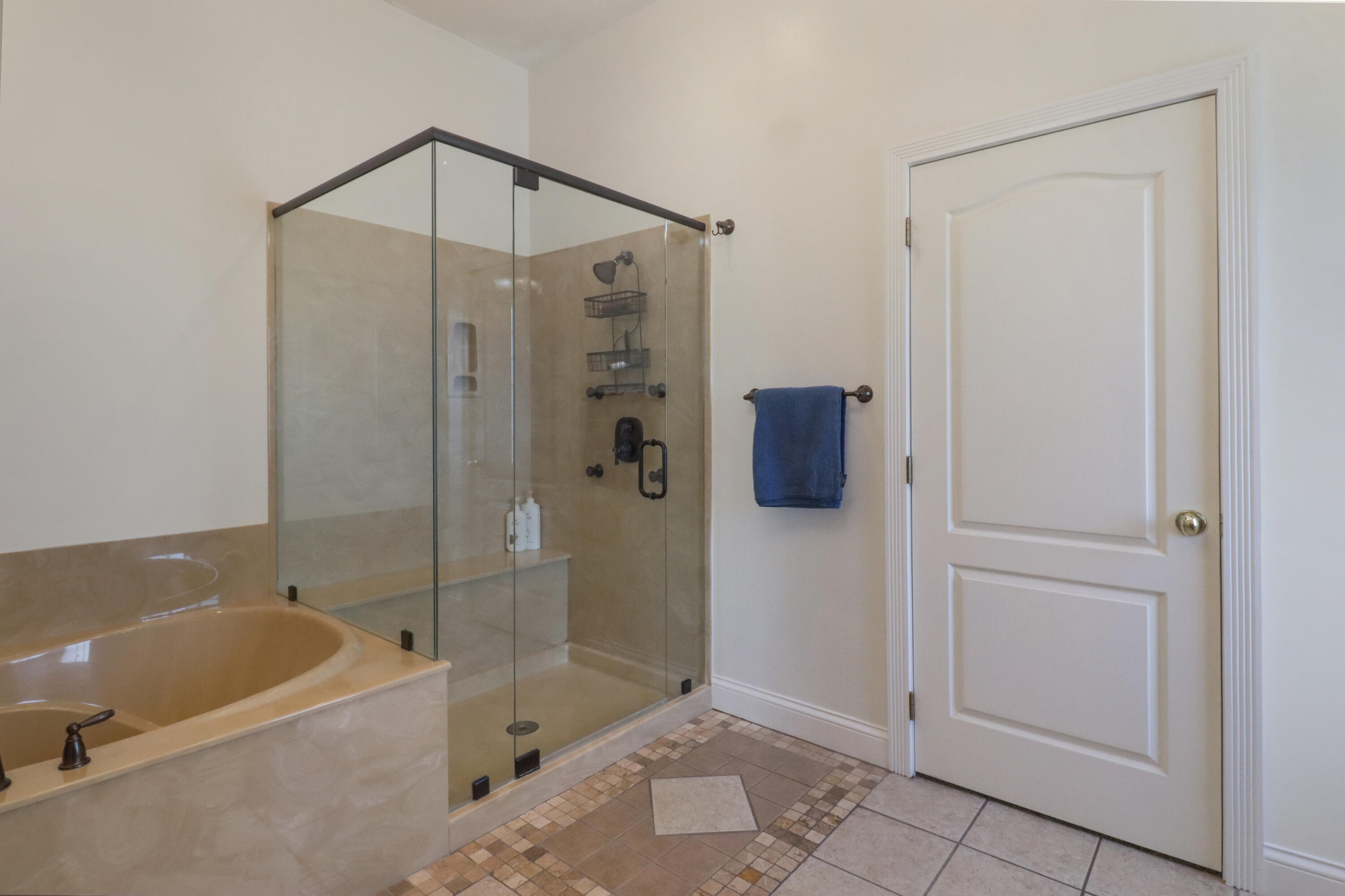 4200 Oak Haven Drive Property Photo 22