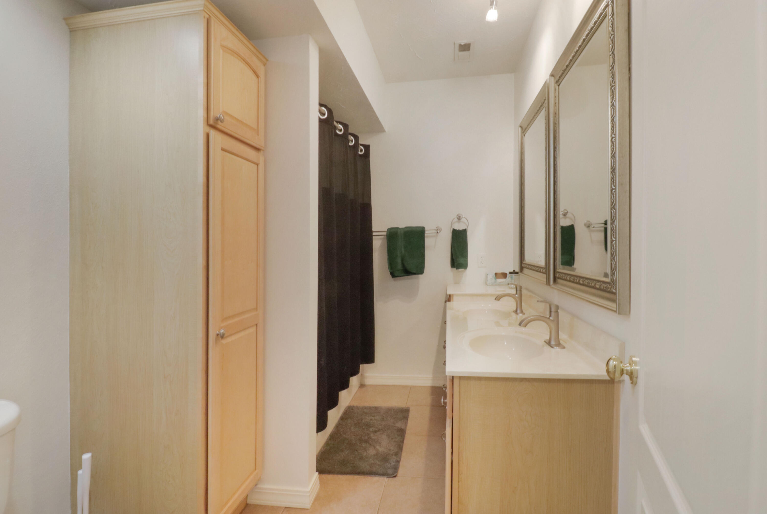 4200 Oak Haven Drive Property Photo 27