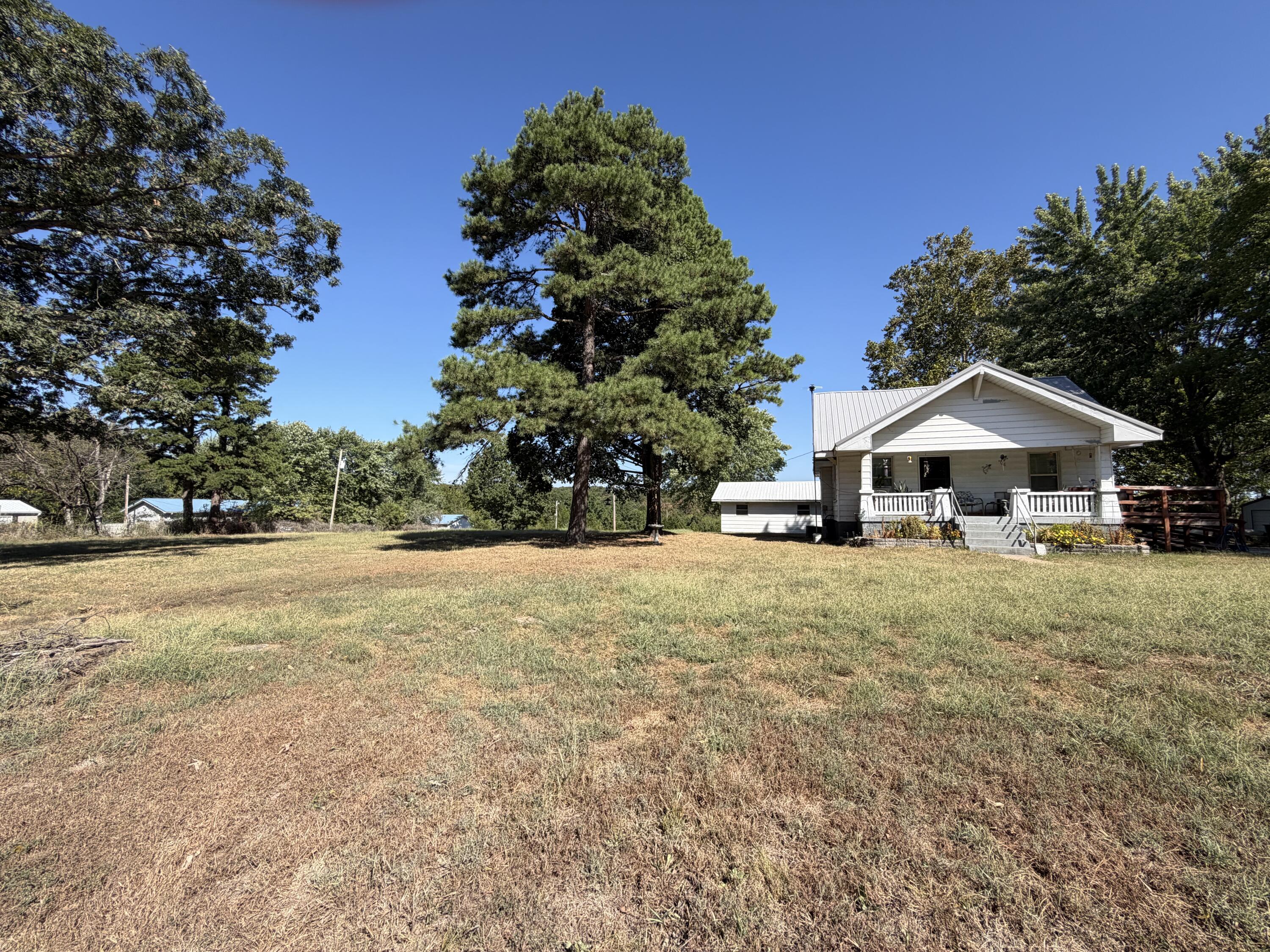 290 Greentown Road Property Photo 8