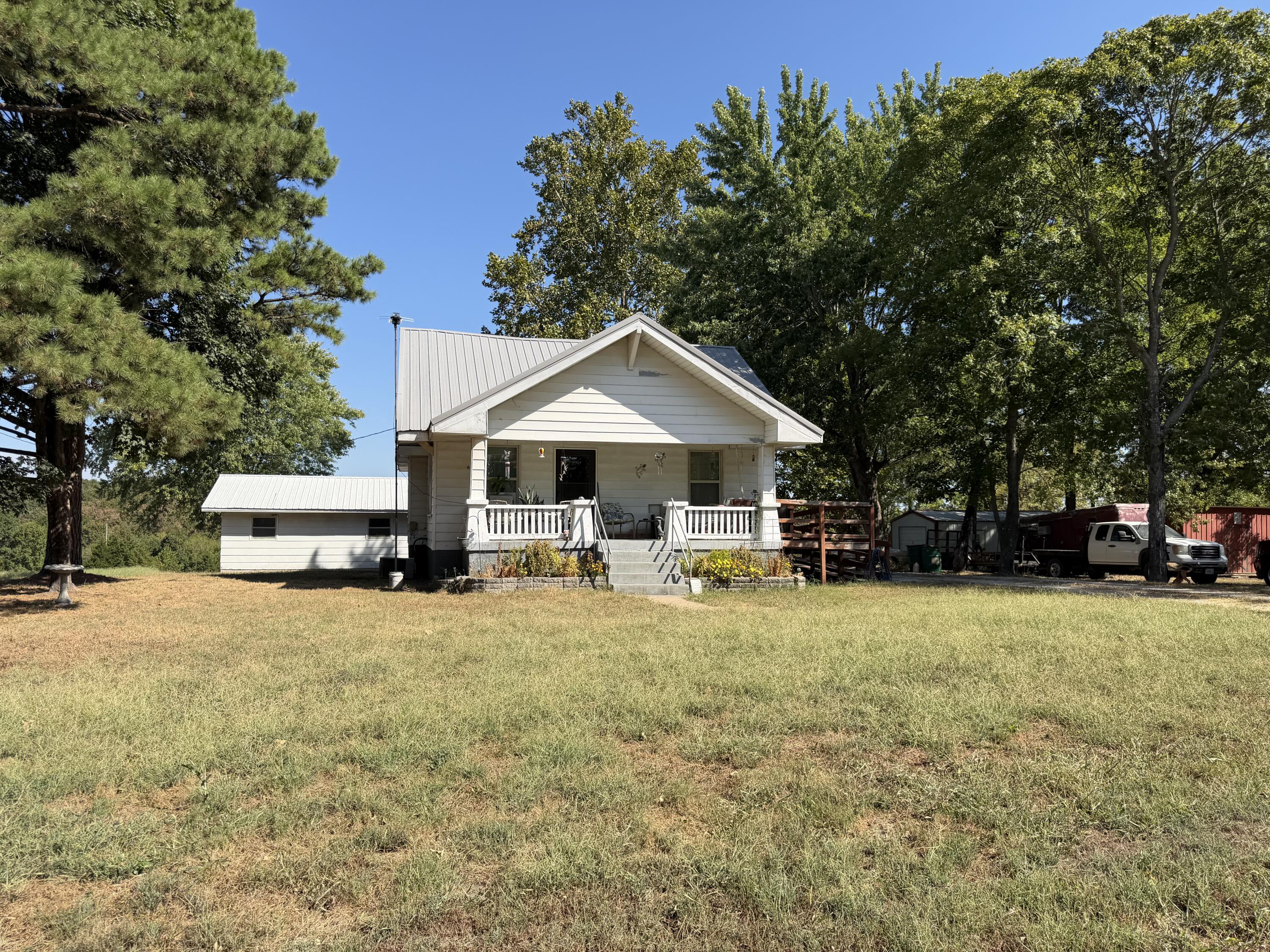 290 Greentown Road Property Photo 9