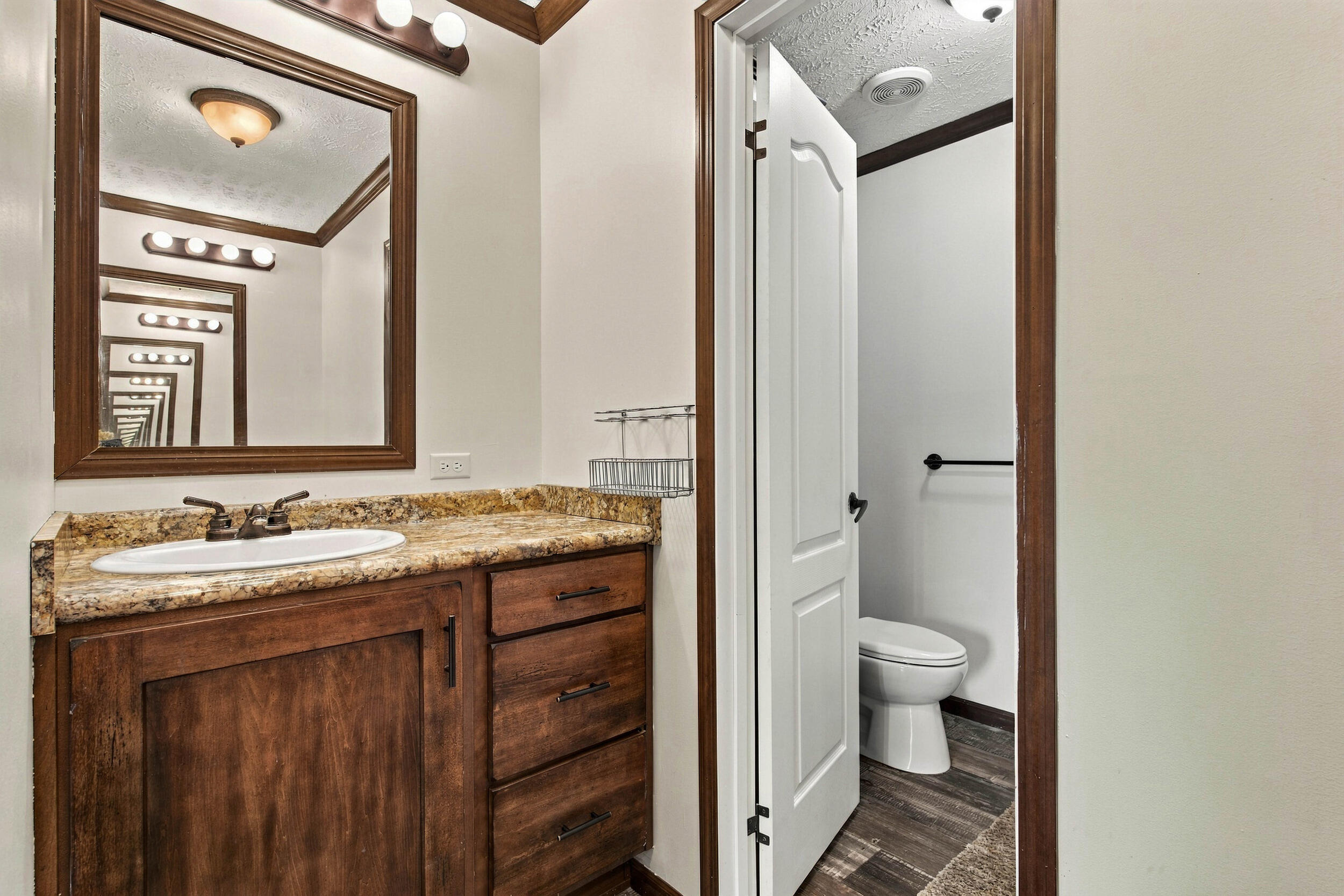5163 Lawrence 2212 Property Photo 34