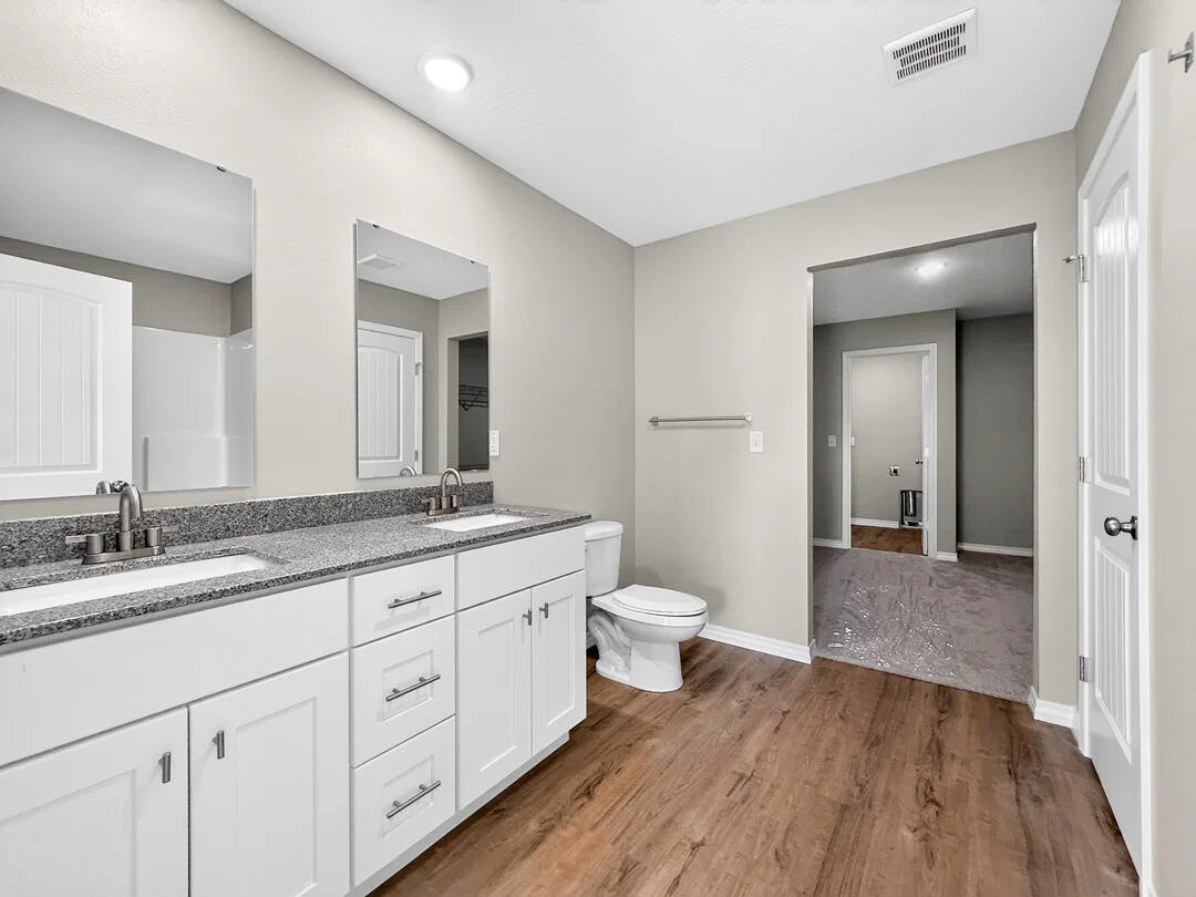 544 Columbine Street Property Photo 13