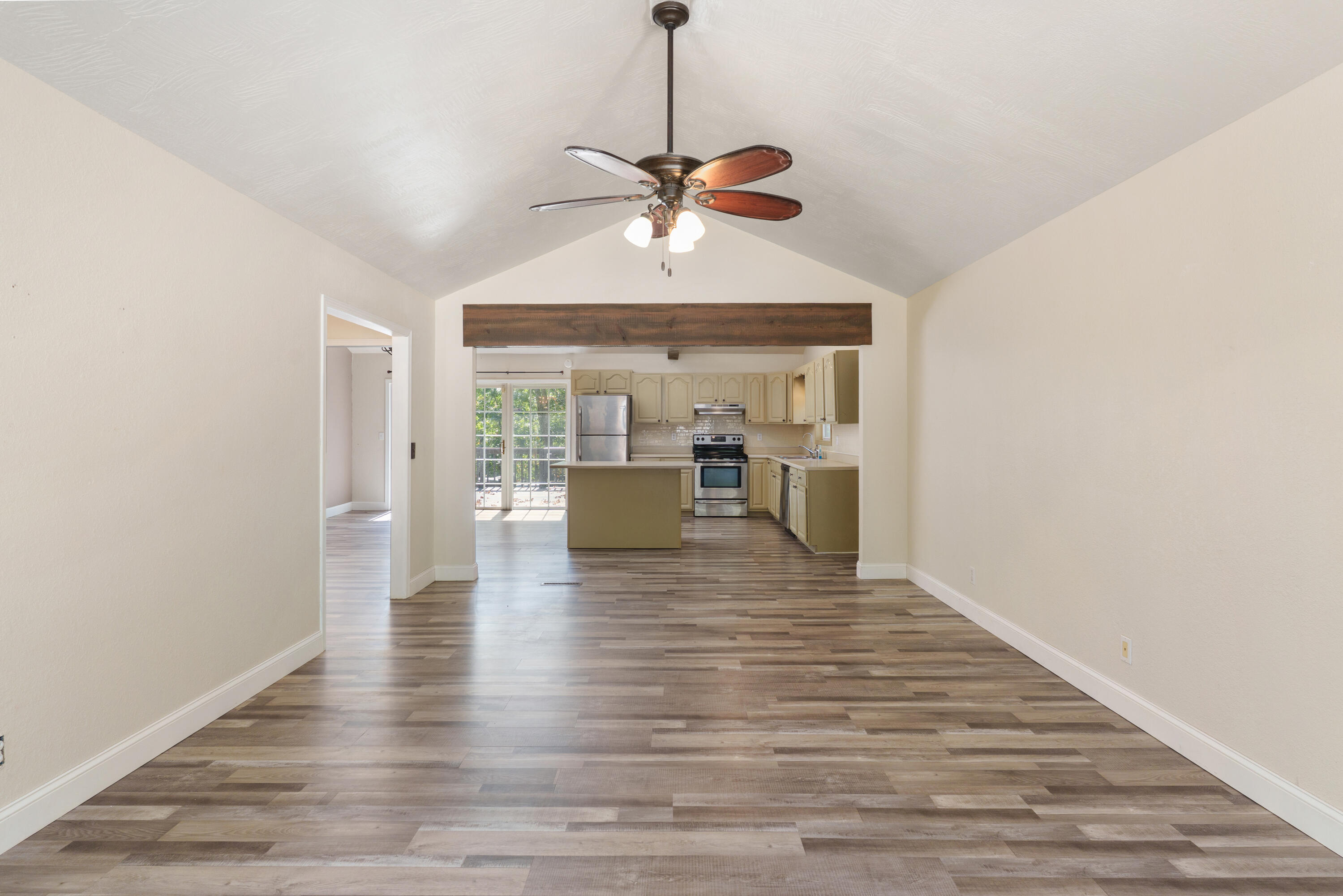 6038 State Highway A Property Photo 8