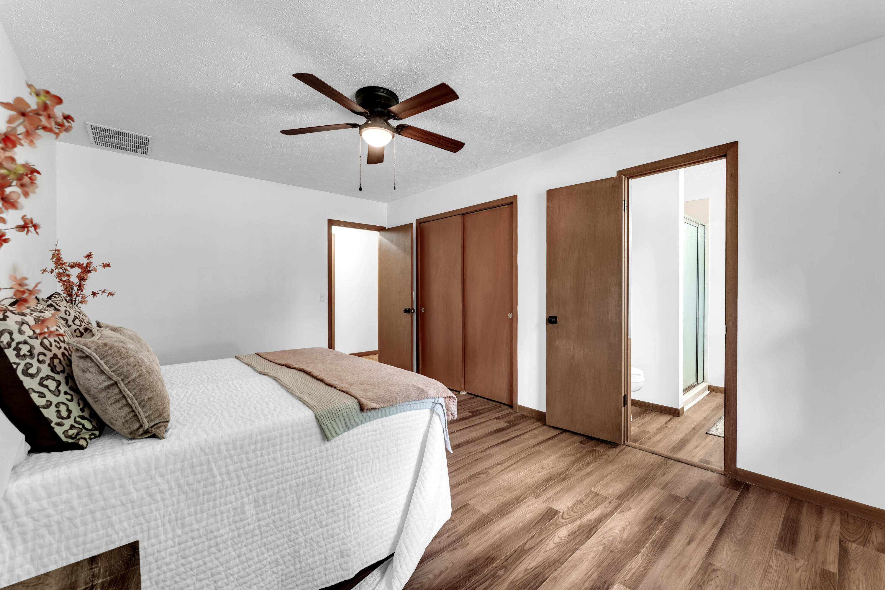844 West Maplewood Street Property Photo 21