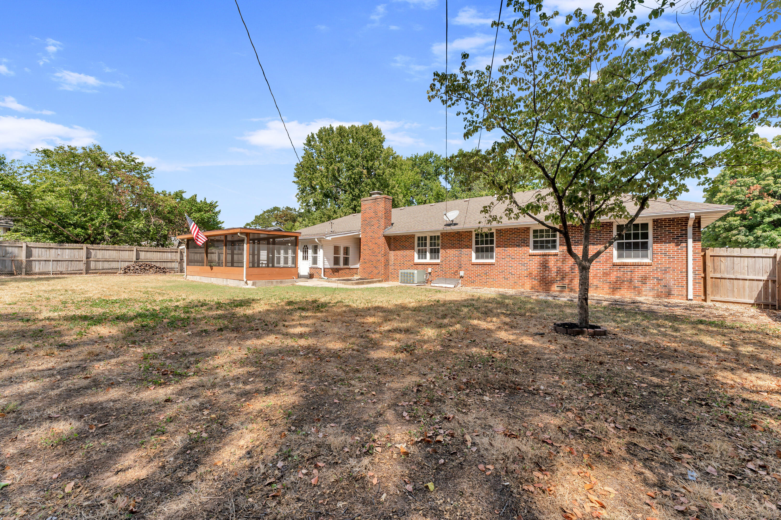 844 West Maplewood Street Property Photo 38