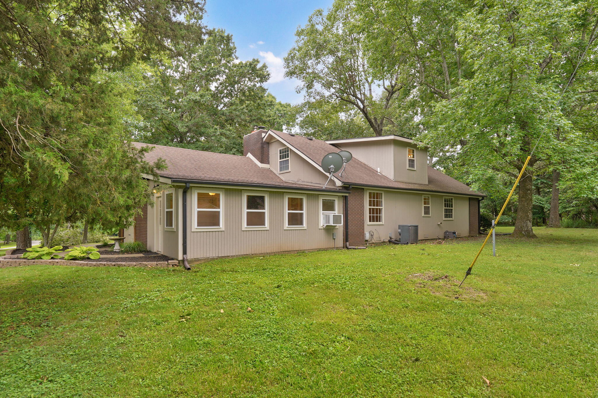 9971 East Farm Road 104 Property Photo 10