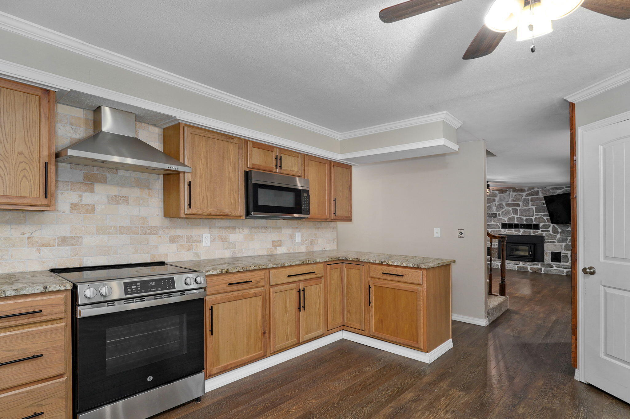 9971 East Farm Road 104 Property Photo 18