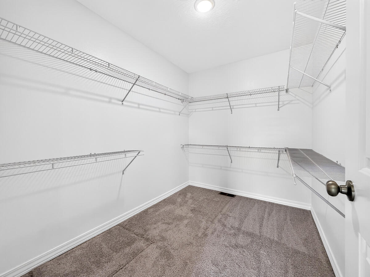 534 Columbine Street Property Photo 12
