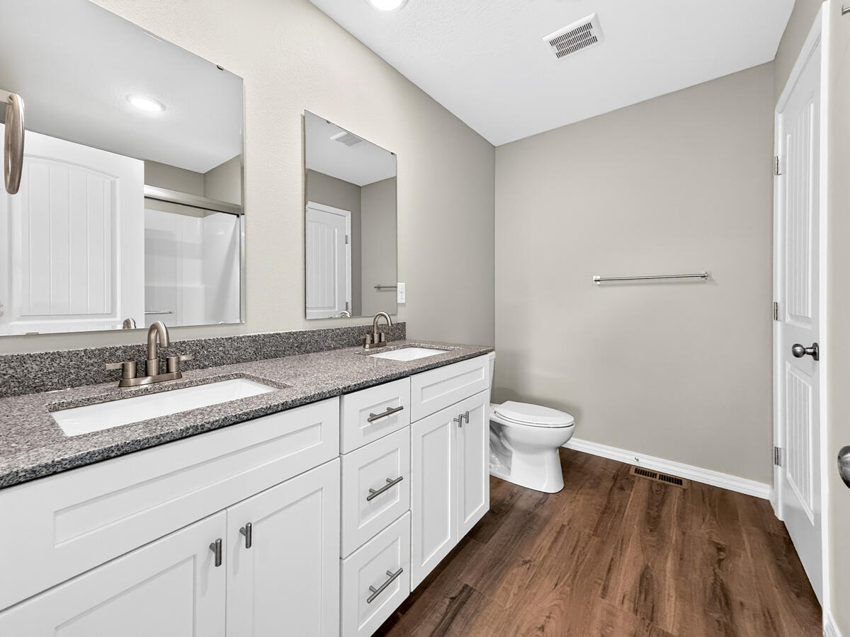534 Columbine Street Property Photo 13