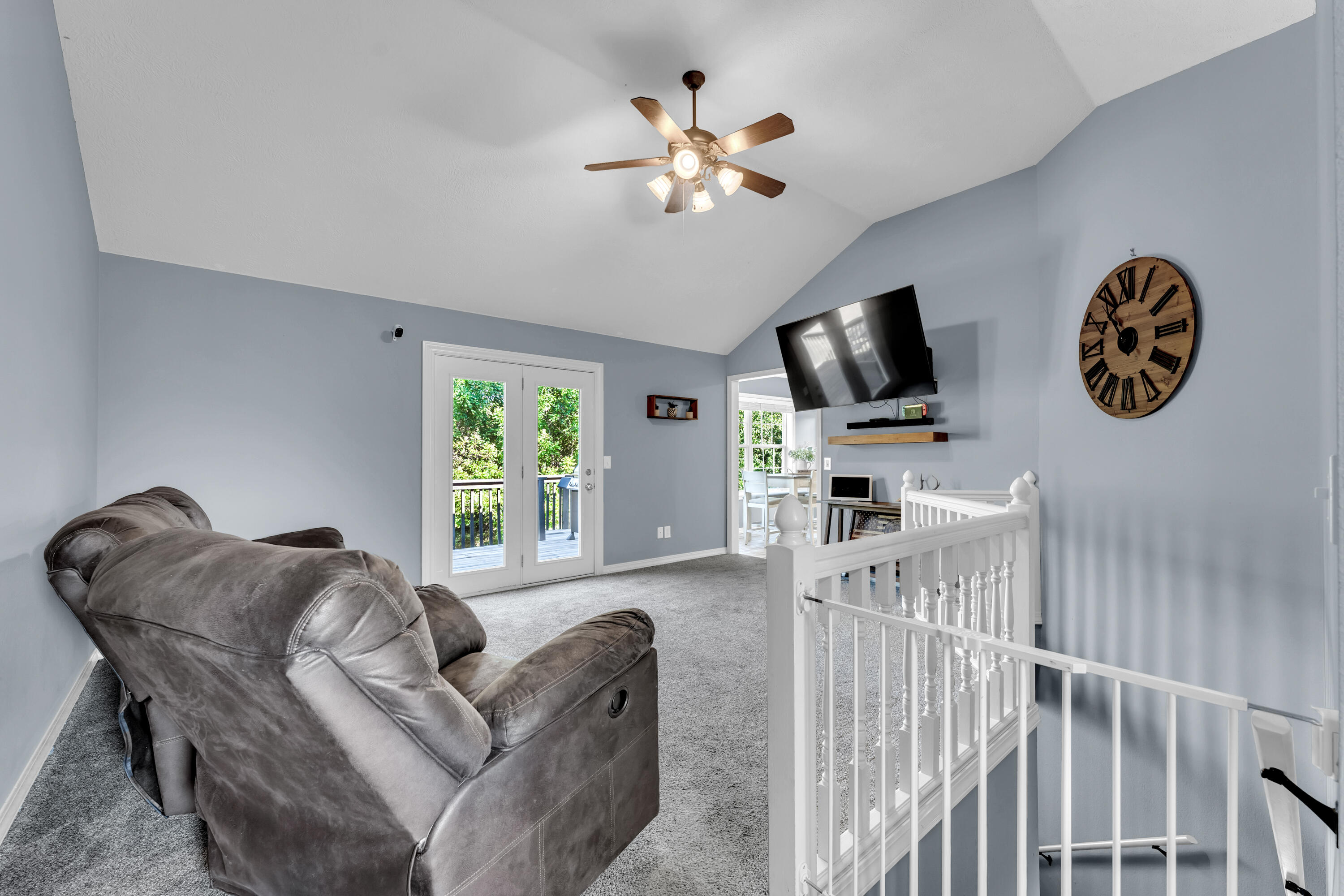 1407 Raspberry Court Property Photo 5