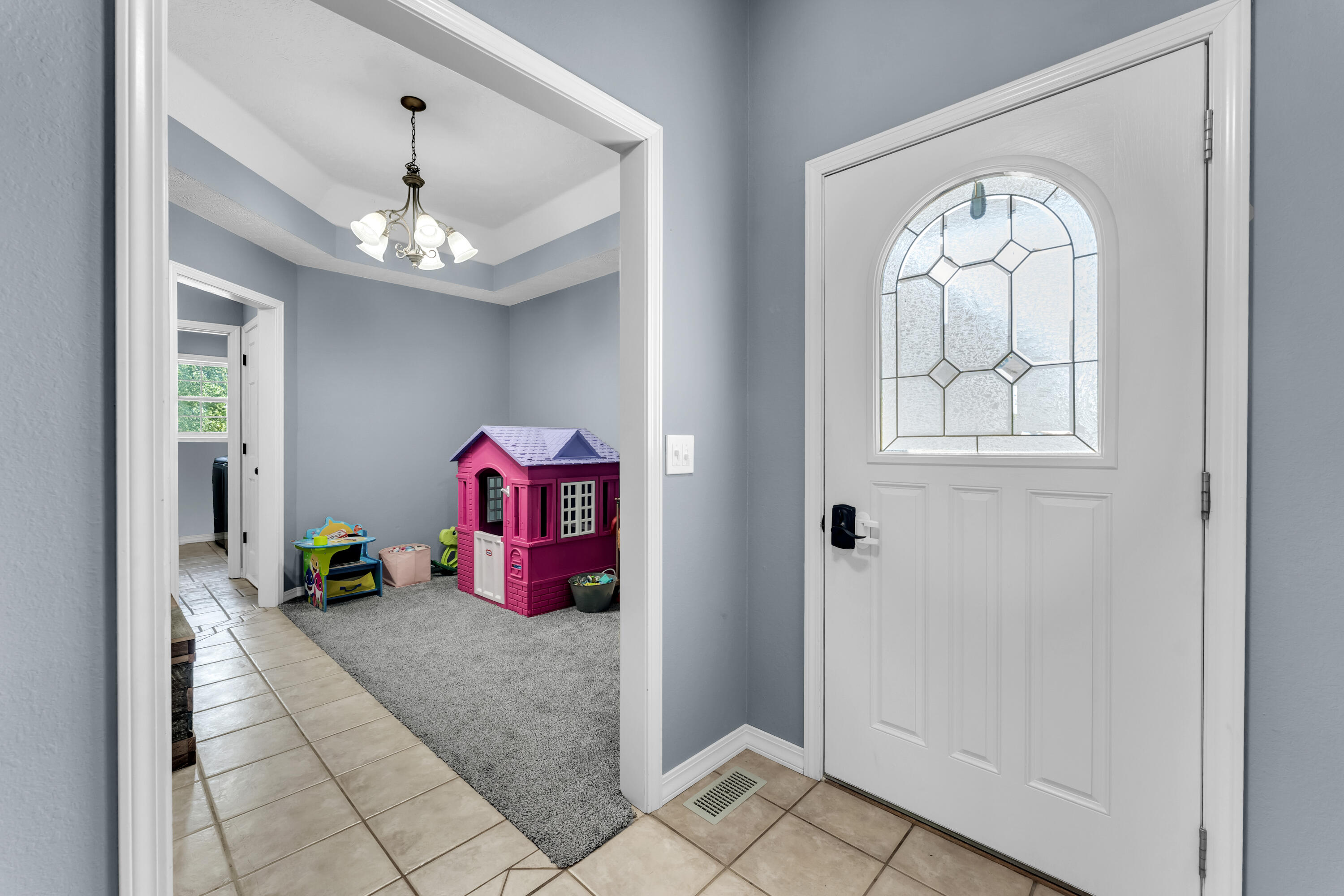 1407 Raspberry Court Property Photo 19