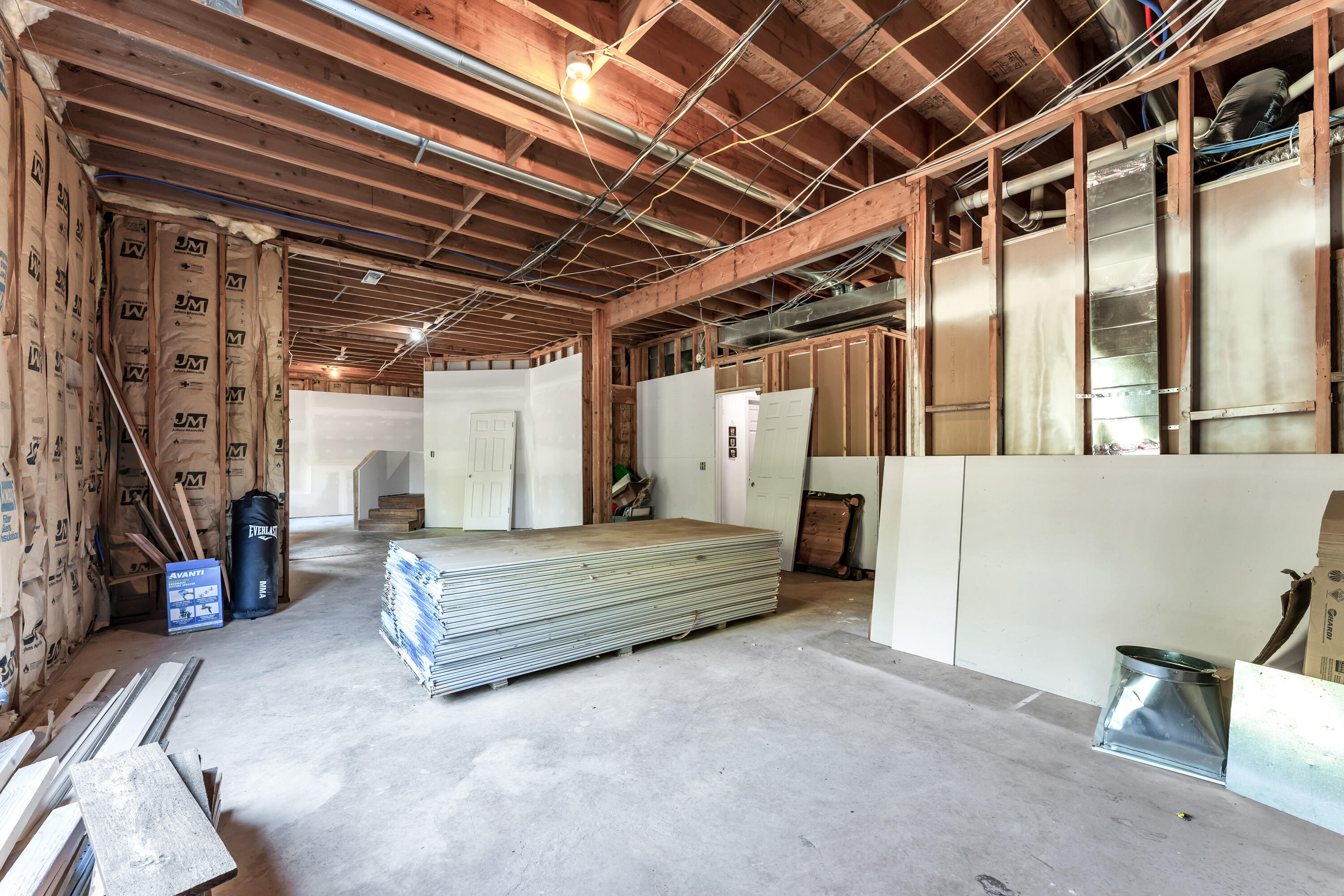 1407 Raspberry Court Property Photo 36