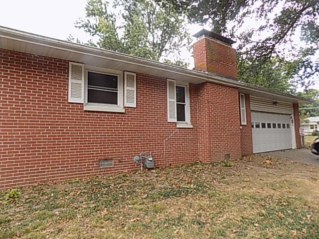 606 East Wayland Street Property Photo 2