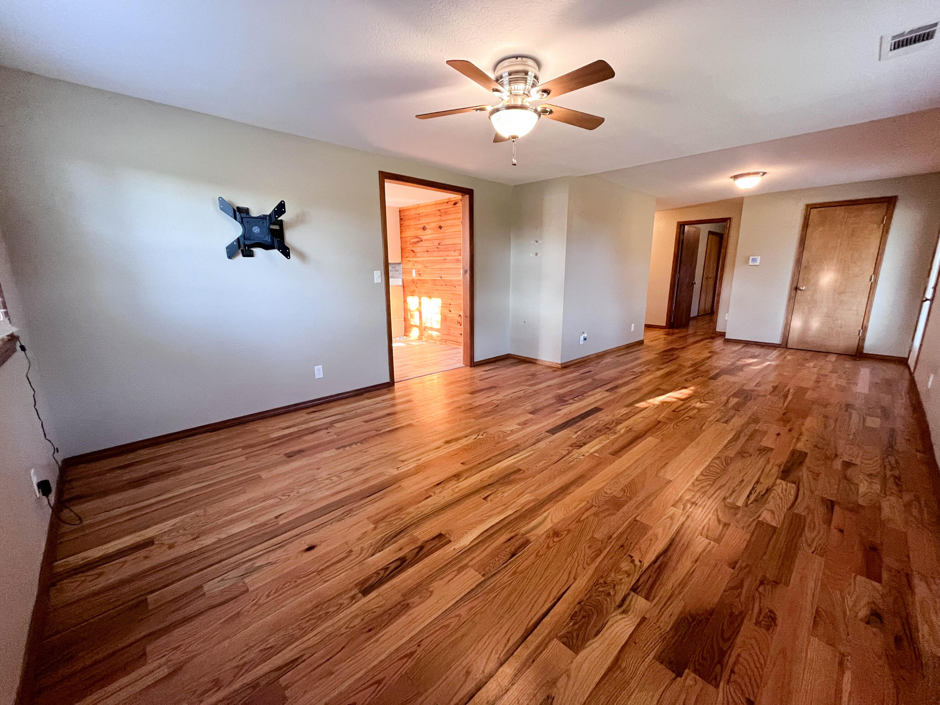 1145 Broadleaf Road Property Photo 5
