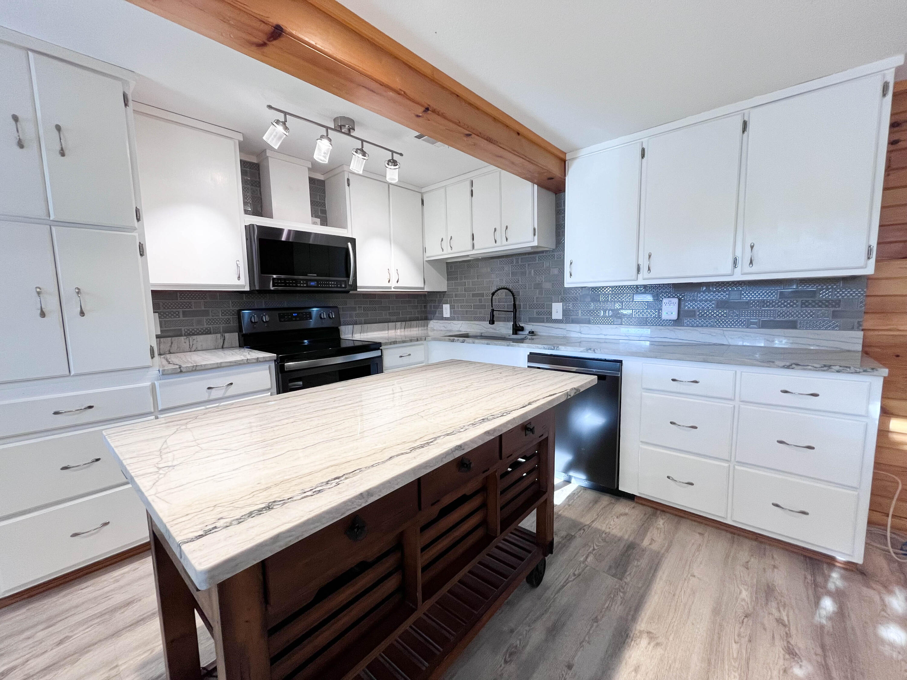 1145 Broadleaf Road Property Photo 29