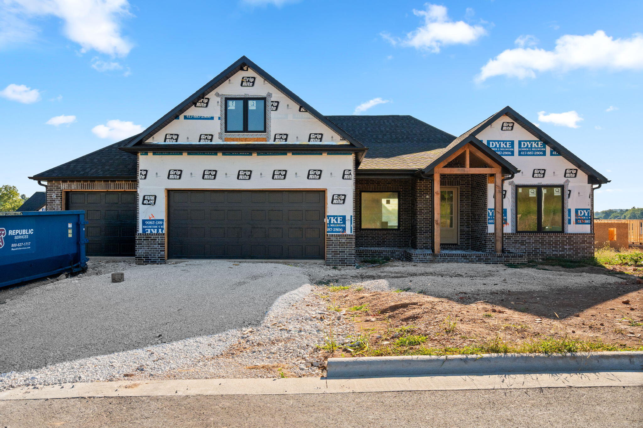 1632 Wonderview Property Photo 3