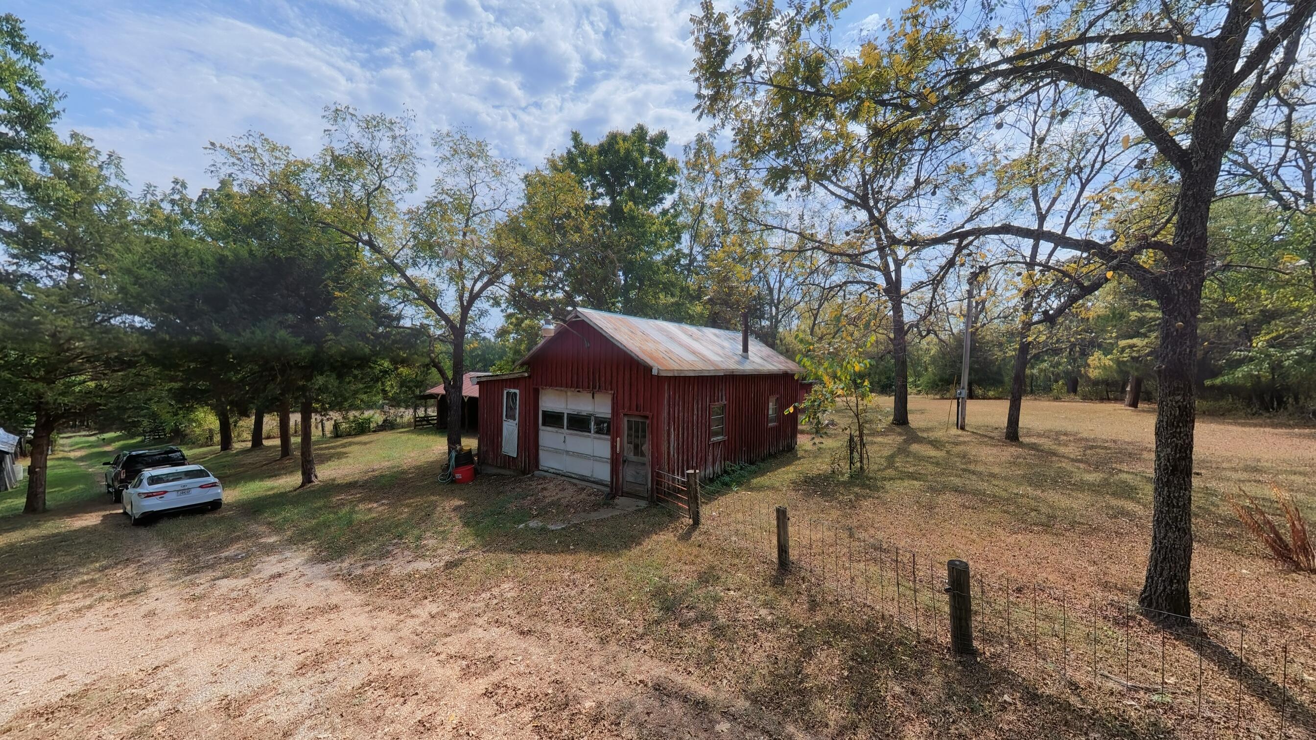 1168 County Road 5710 Property Photo 46