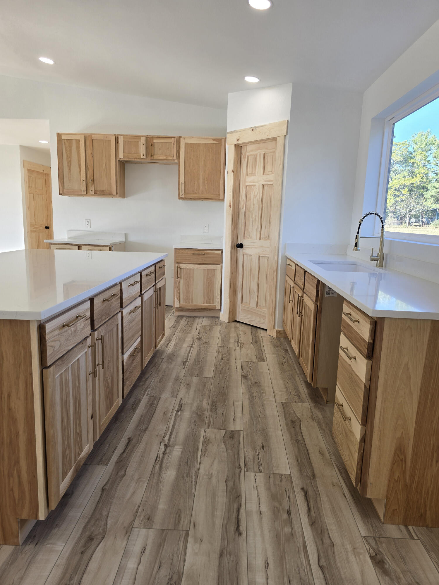 4513 State Road North Property Photo 5