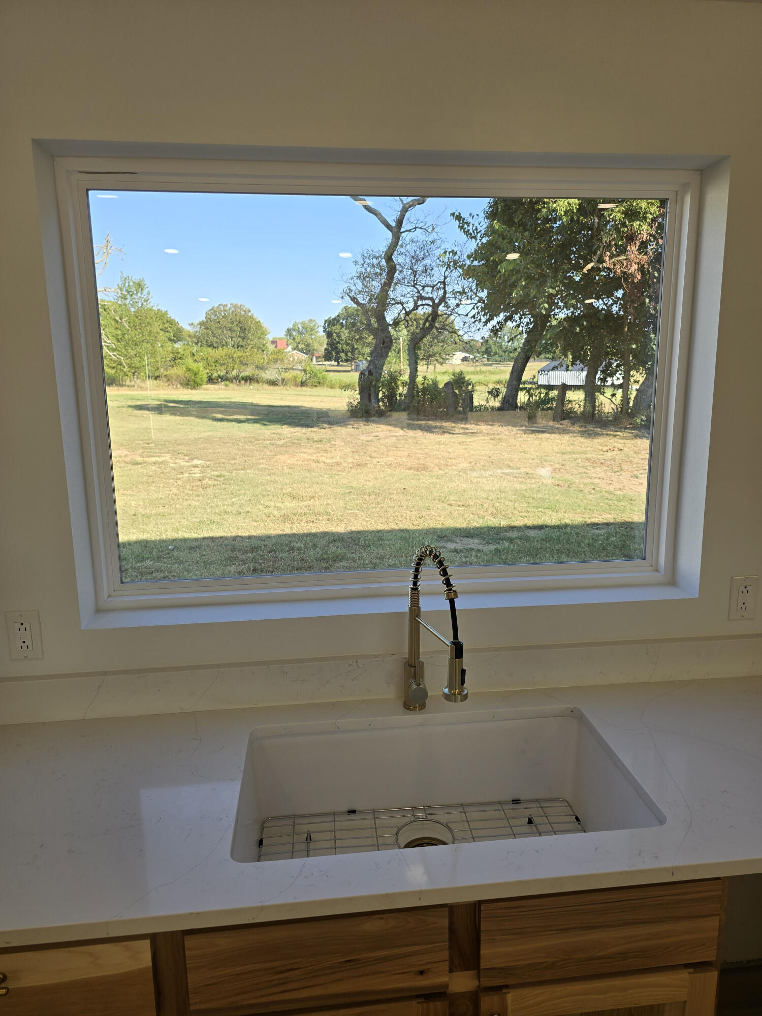 4513 State Road North Property Photo 7