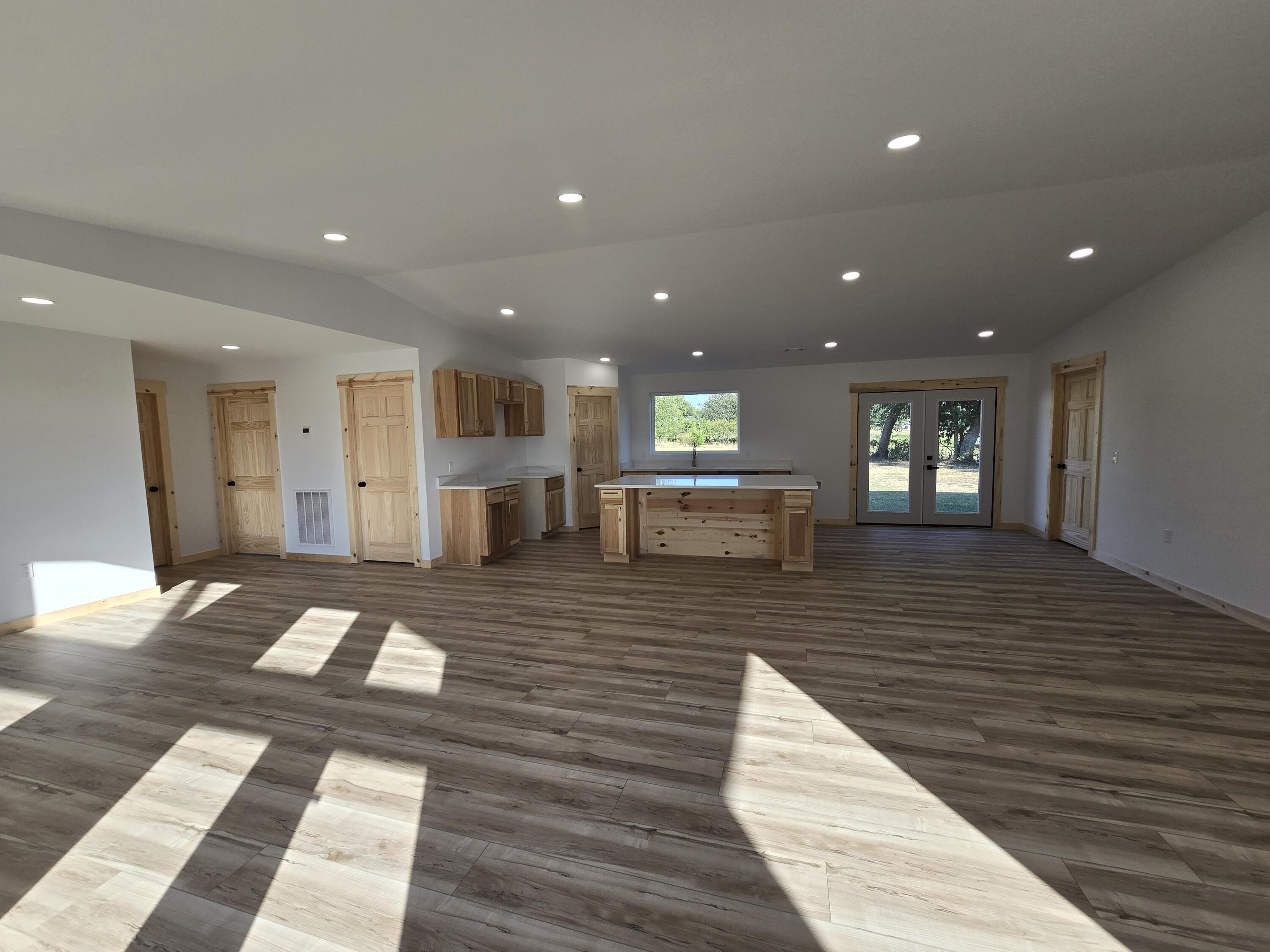 4513 State Road North Property Photo 12