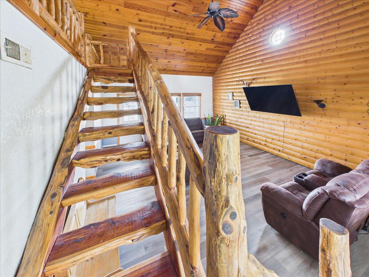 16790 Highway B Property Photo 18