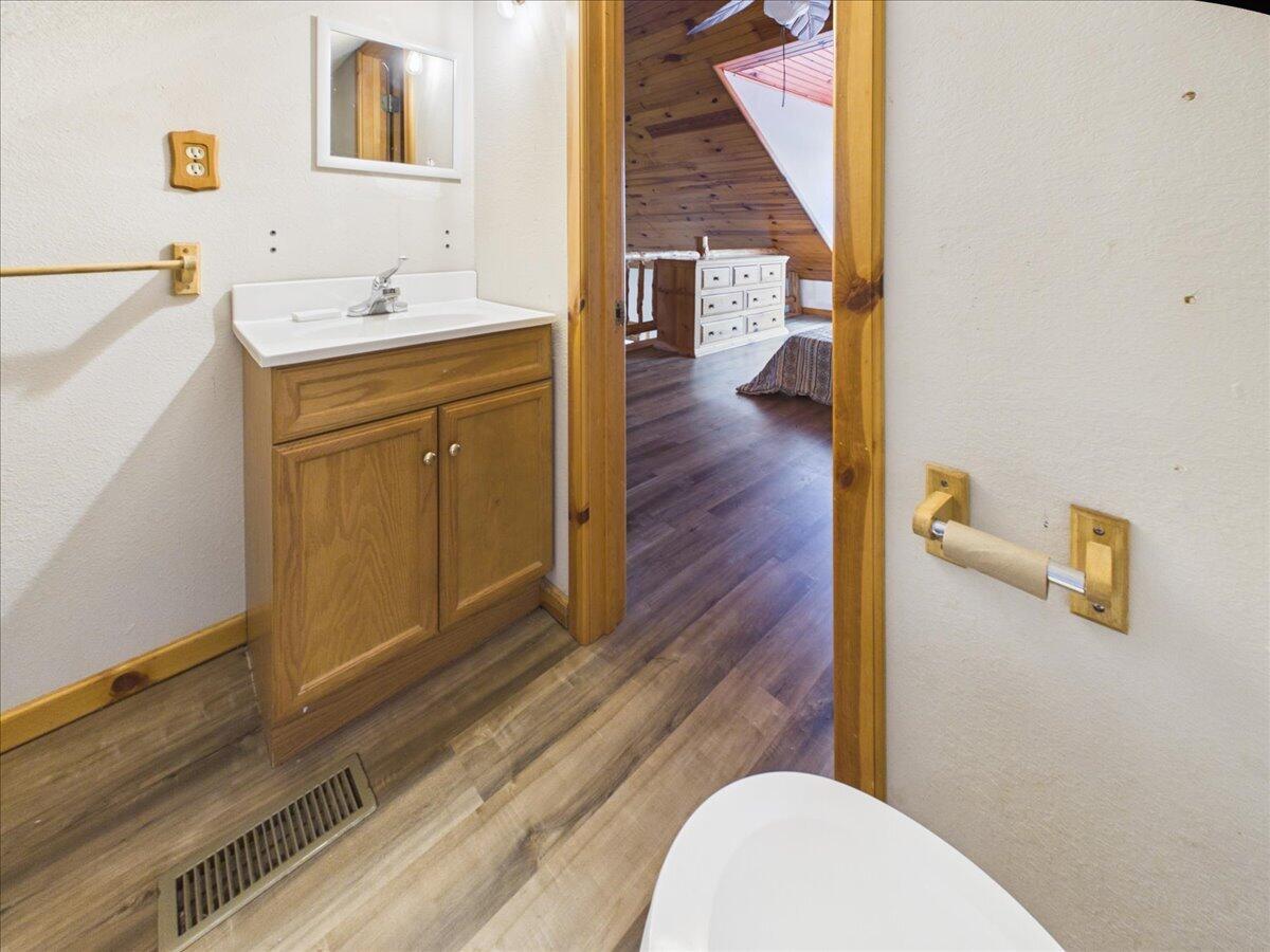 16790 Highway B Property Photo 29