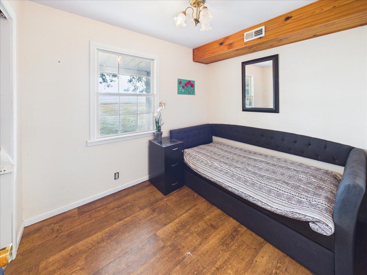 16790 Highway B Property Photo 33