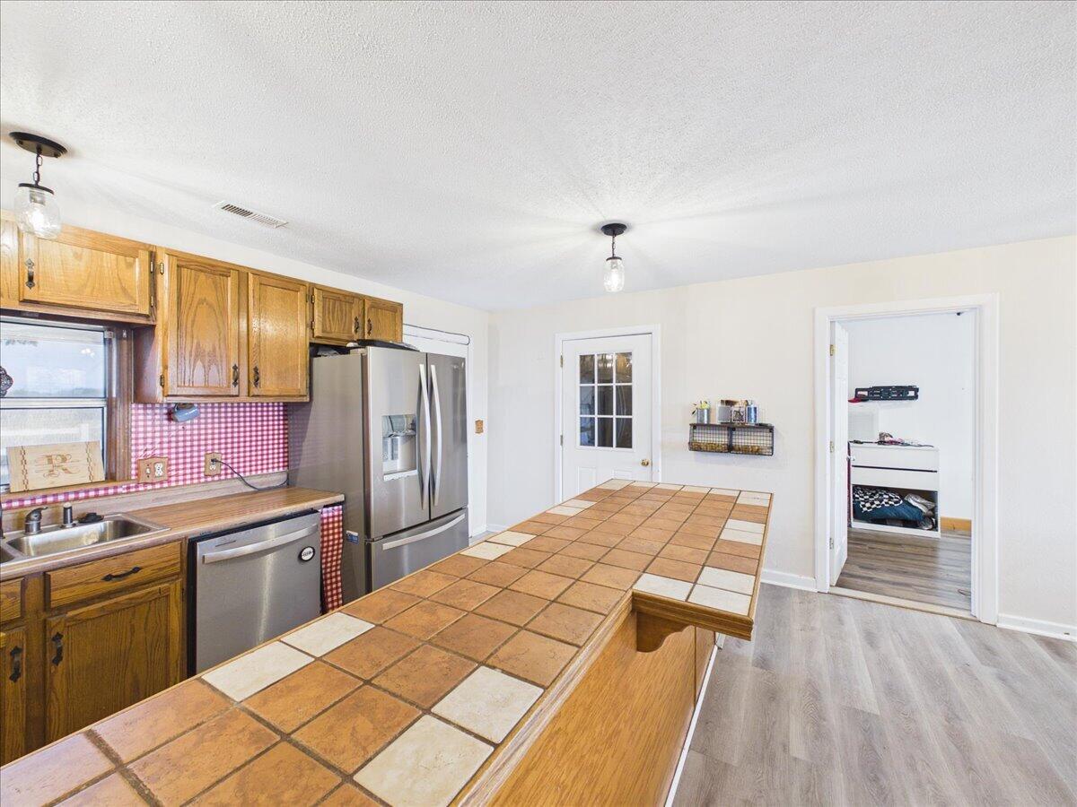16790 Highway B Property Photo 49