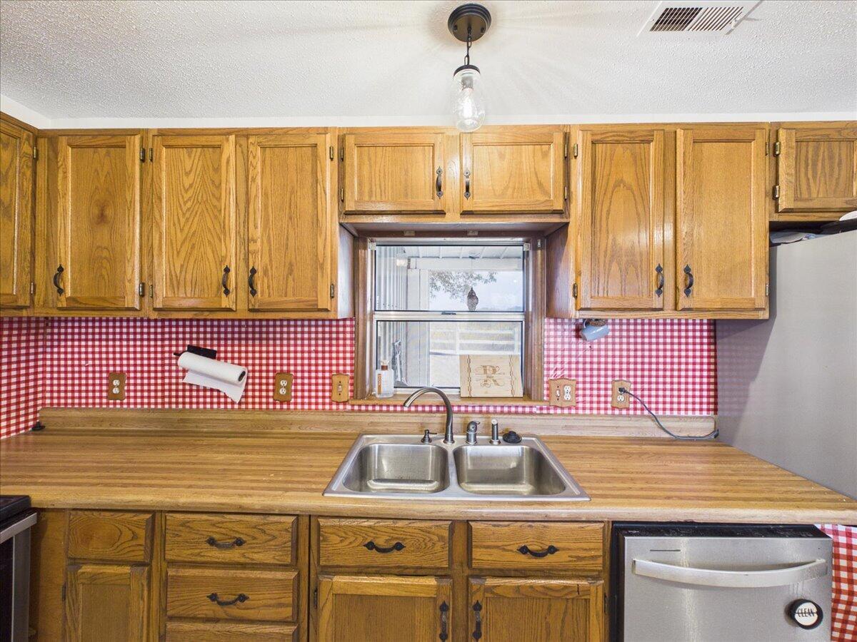 16790 Highway B Property Photo 51
