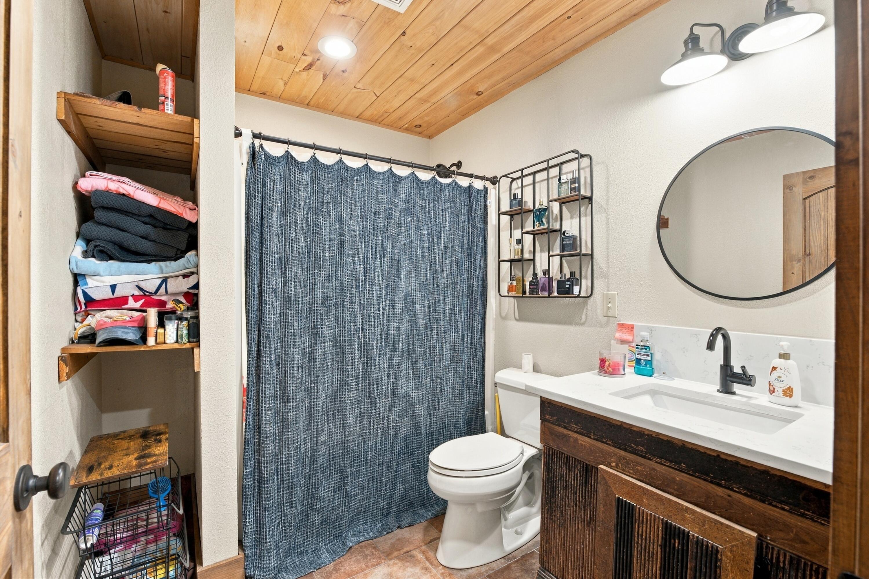 7942 County Road 2770 Property Photo 28