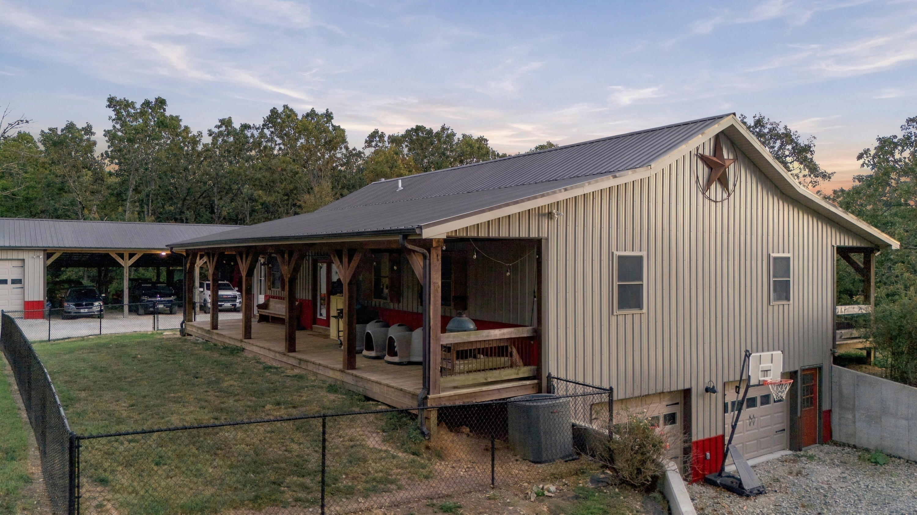7942 County Road 2770 Property Photo 44
