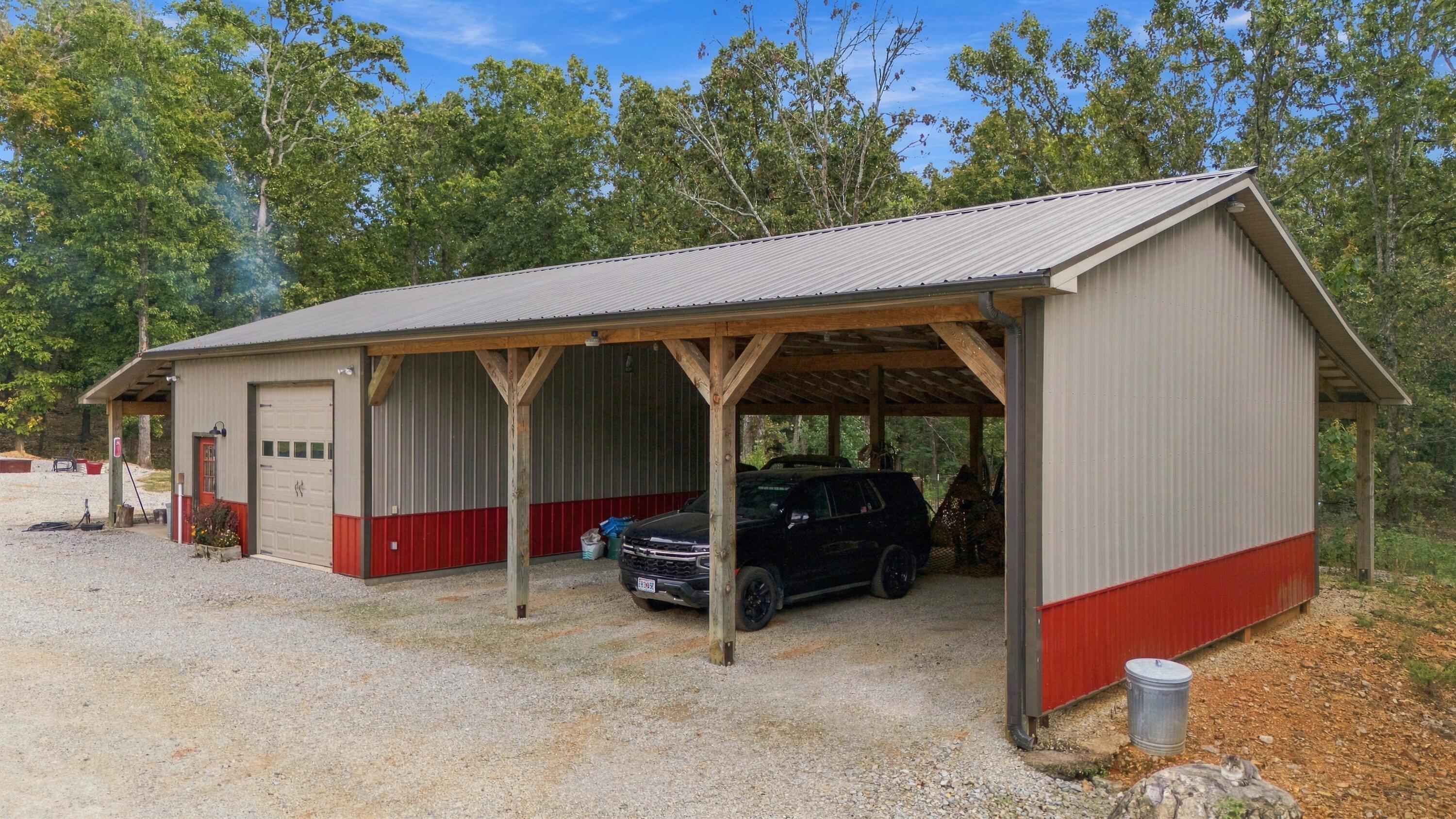 7942 County Road 2770 Property Photo 45