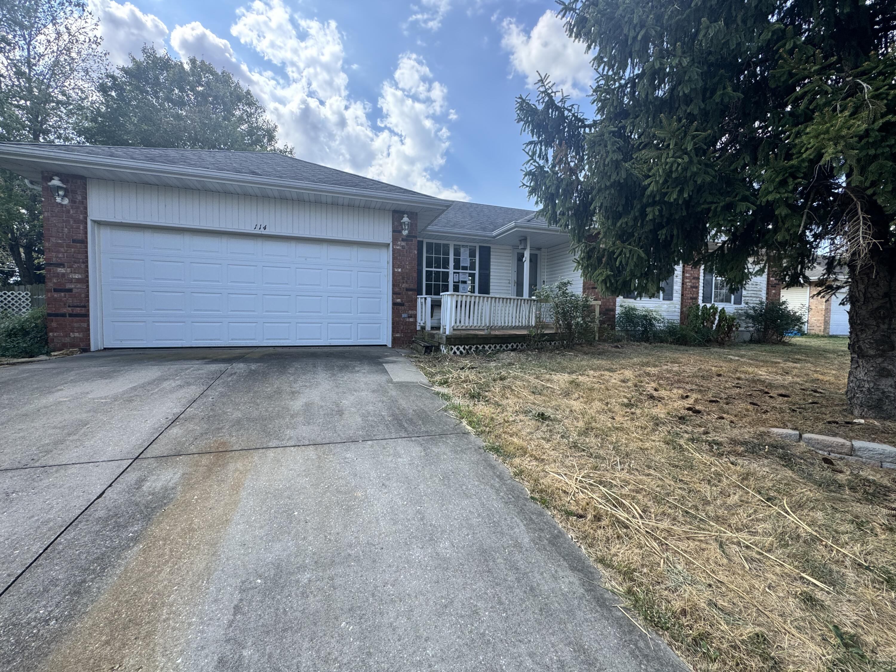 114 Canon Avenue Property Photo 2