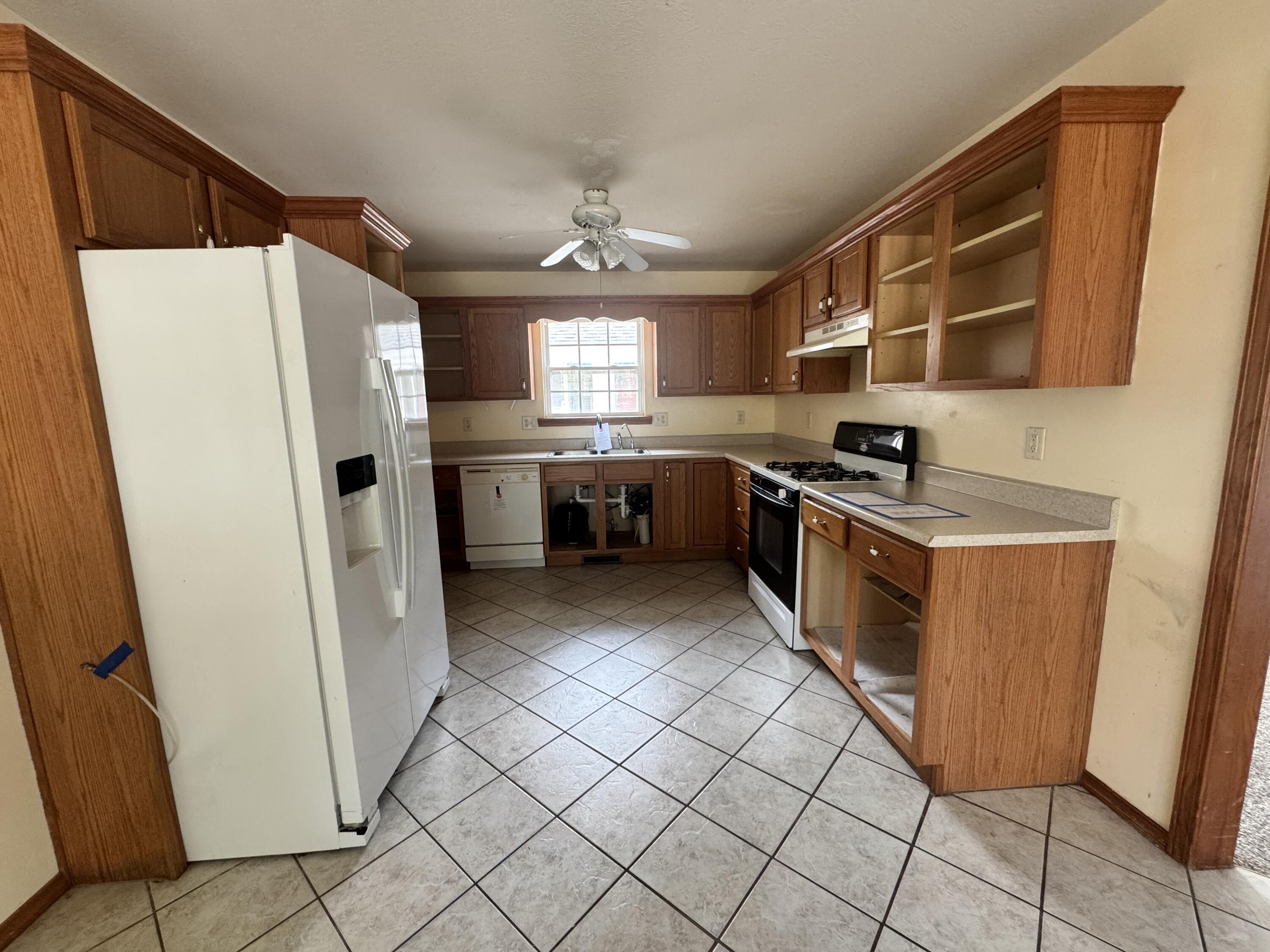114 Canon Avenue Property Photo 6
