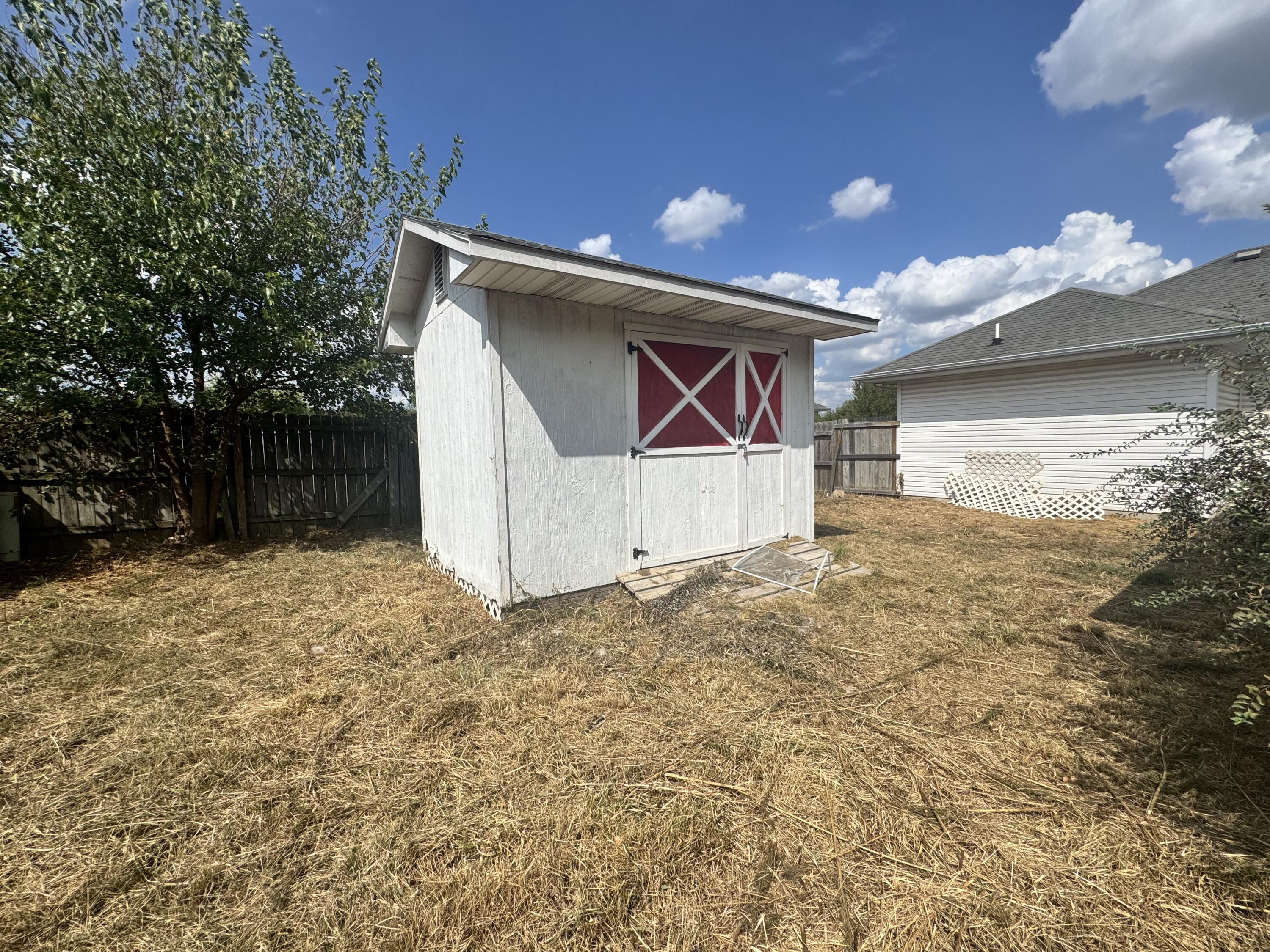 114 Canon Avenue Property Photo 12
