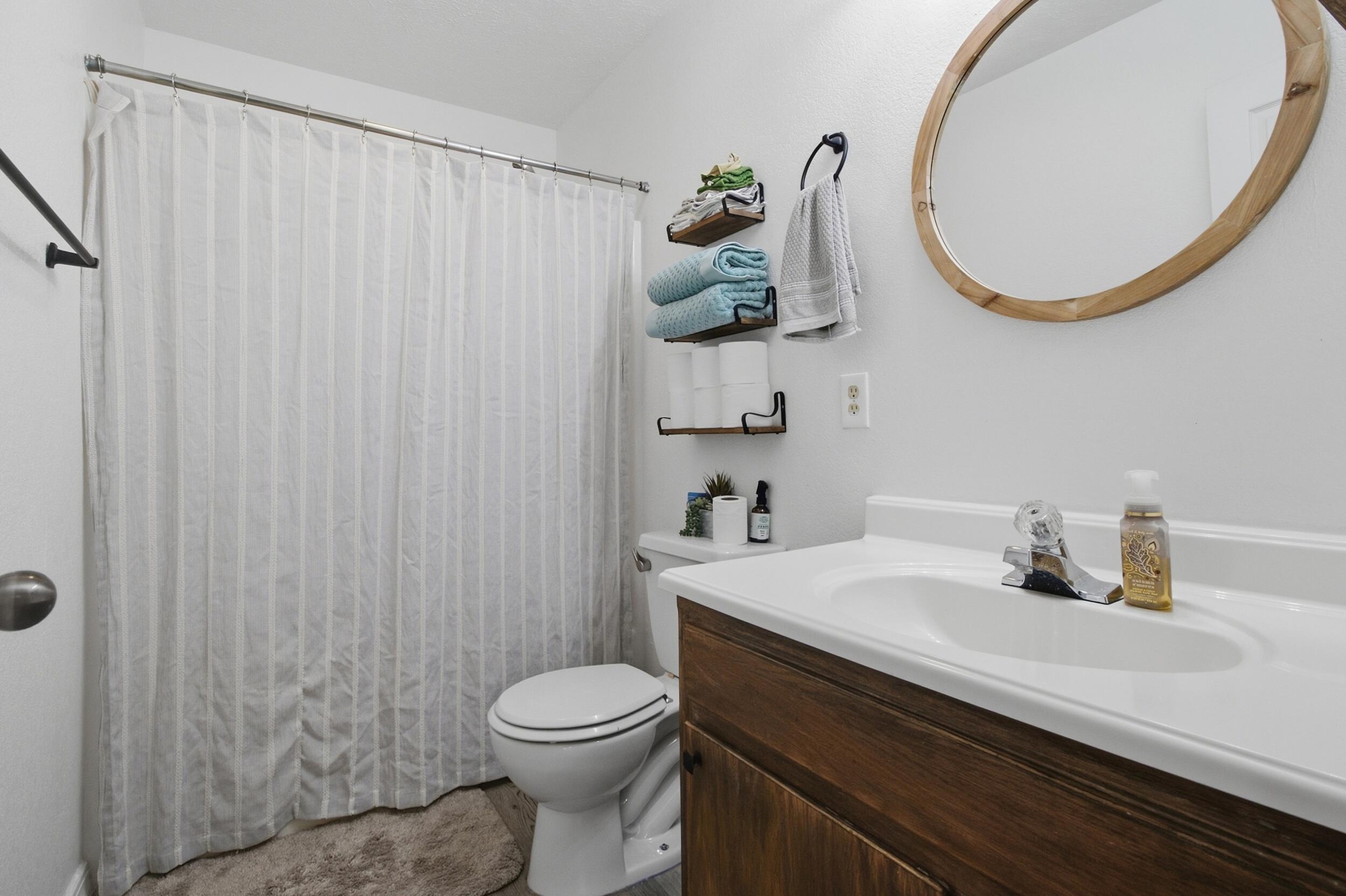 700 Robin Road Property Photo 24