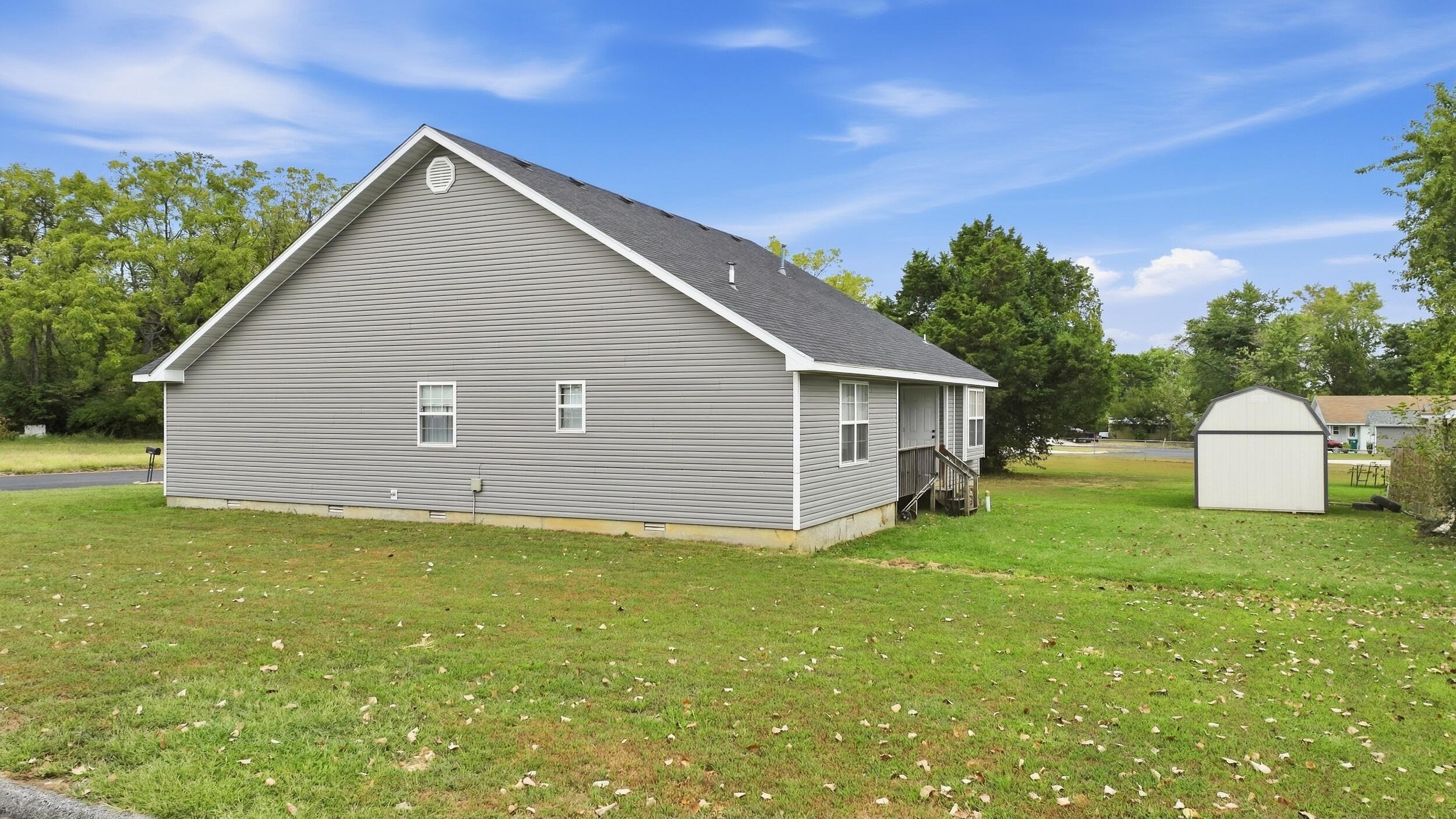 700 Robin Road Property Photo 27